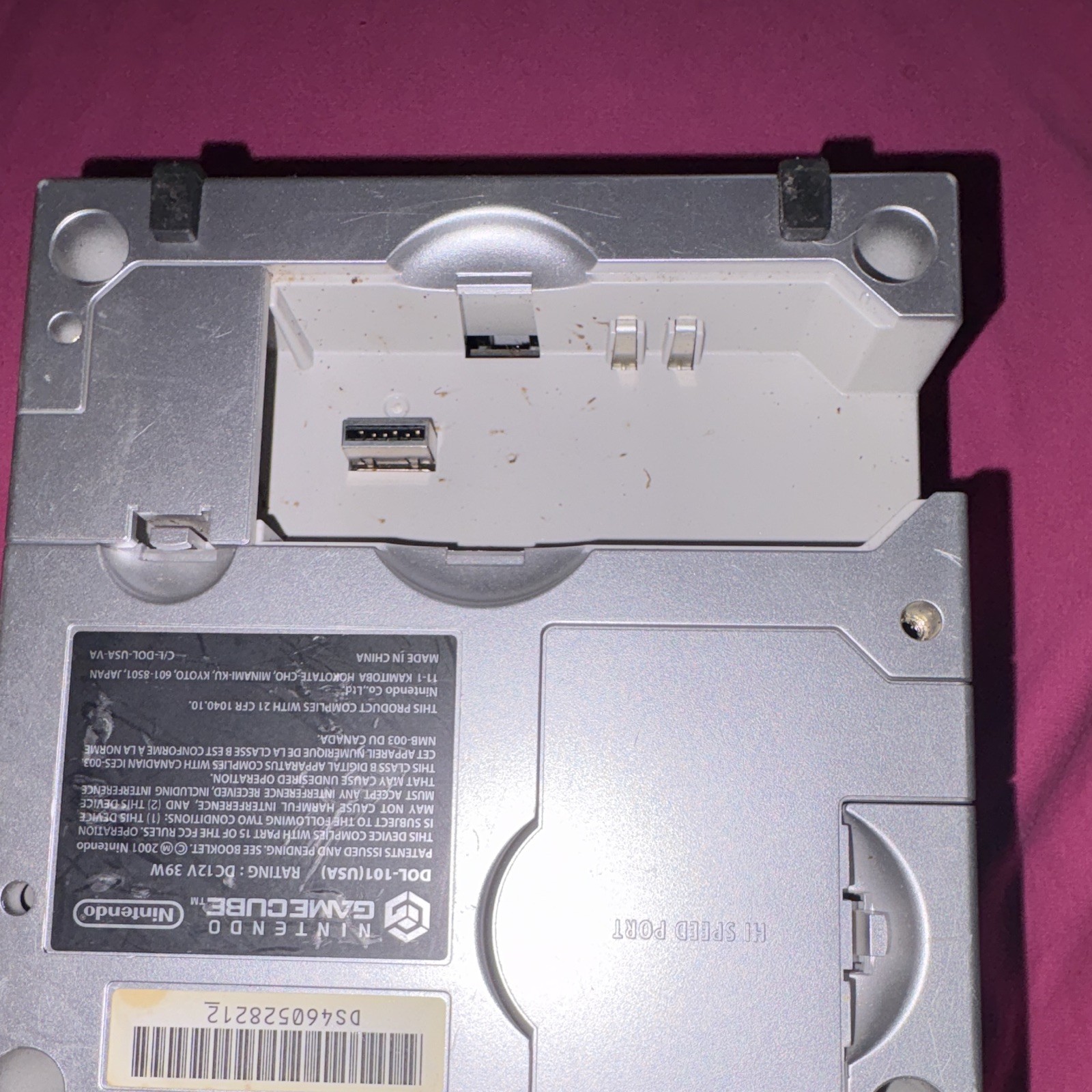 Nintendo GameCube DOL-101 Silver Console System NTSC-U/C w/ Memory Card Slot