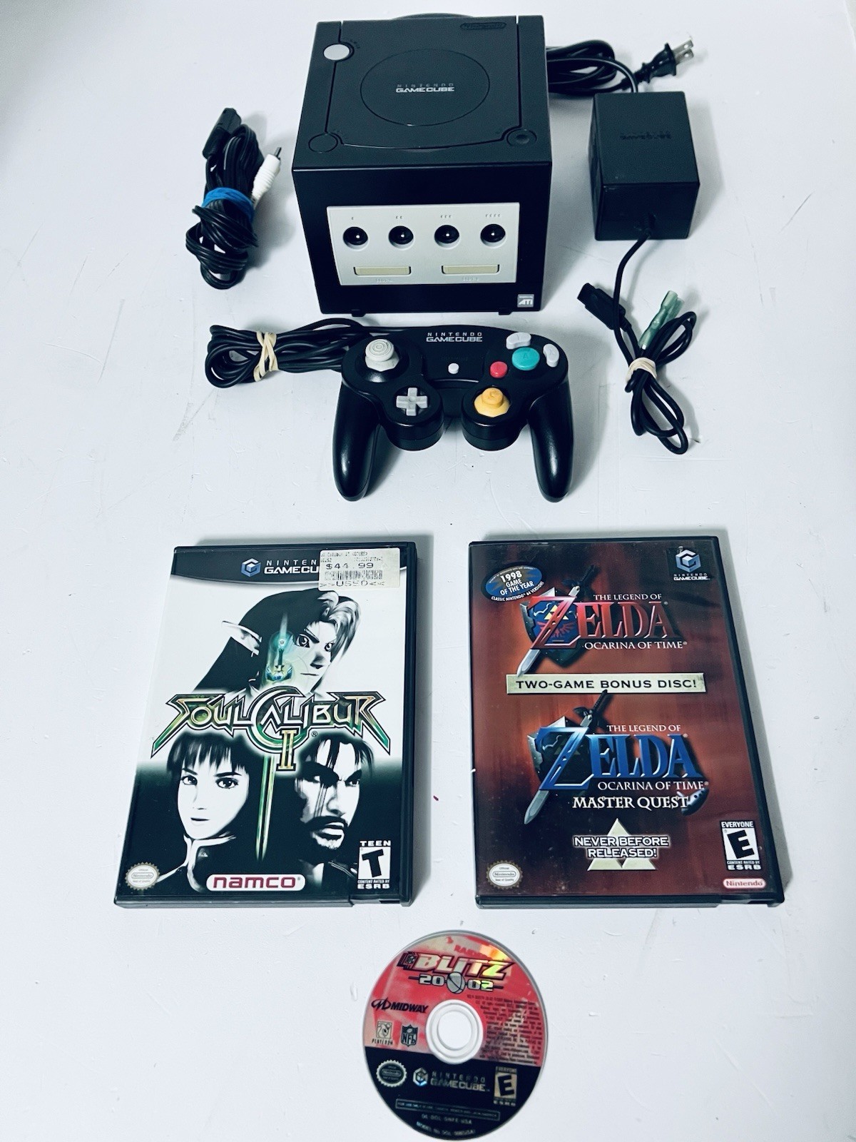 Nintendo GameCube DOL-001 Console Bundle Black Zelda Master Quest SoulCalibur II