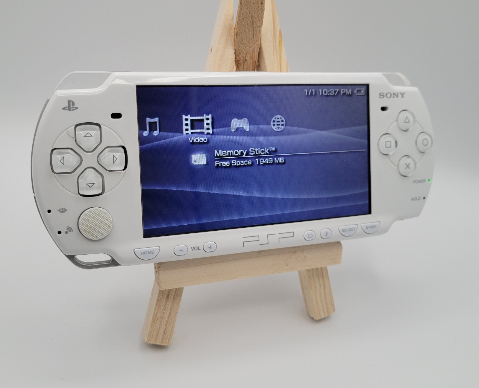 Sony PSP-2001 White Darth Vader Special Edition Tested Works Disc Tray Off Track