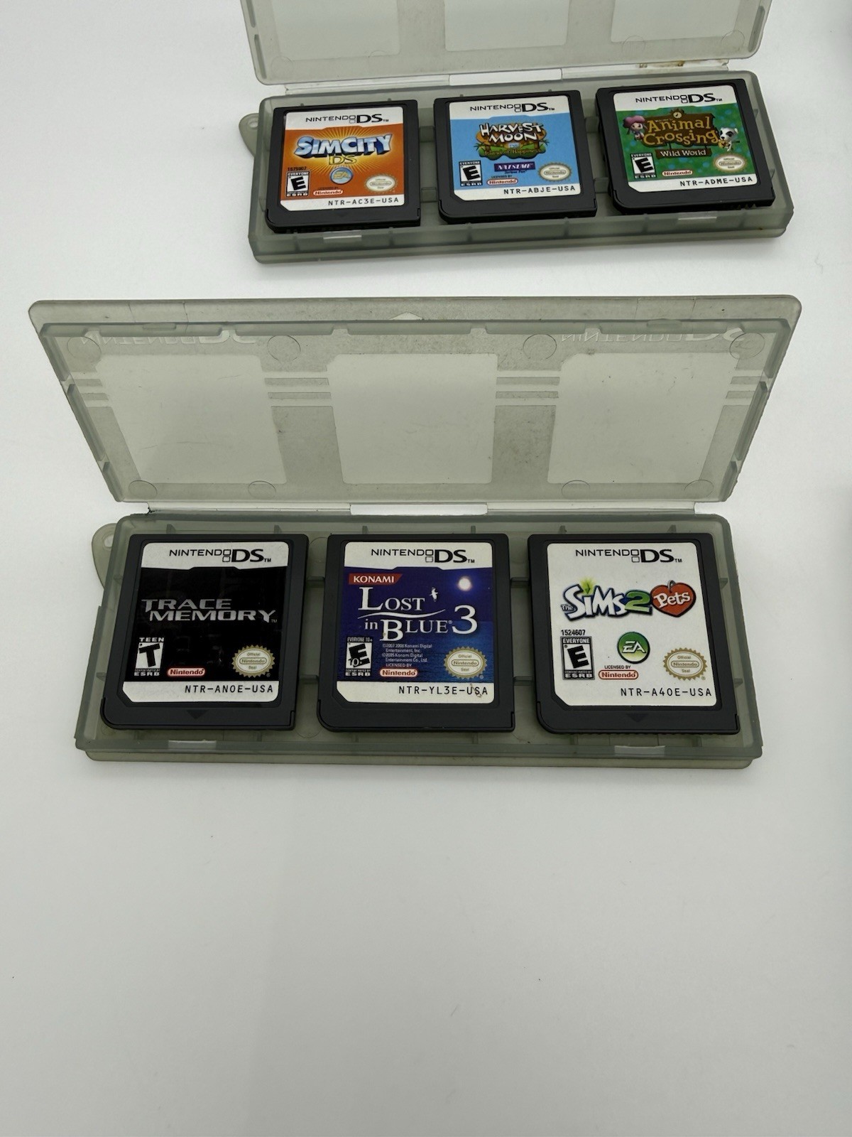 Nintendo DSi White Console Bundle w/ Charger, Stylus & 16 Games Tested Works