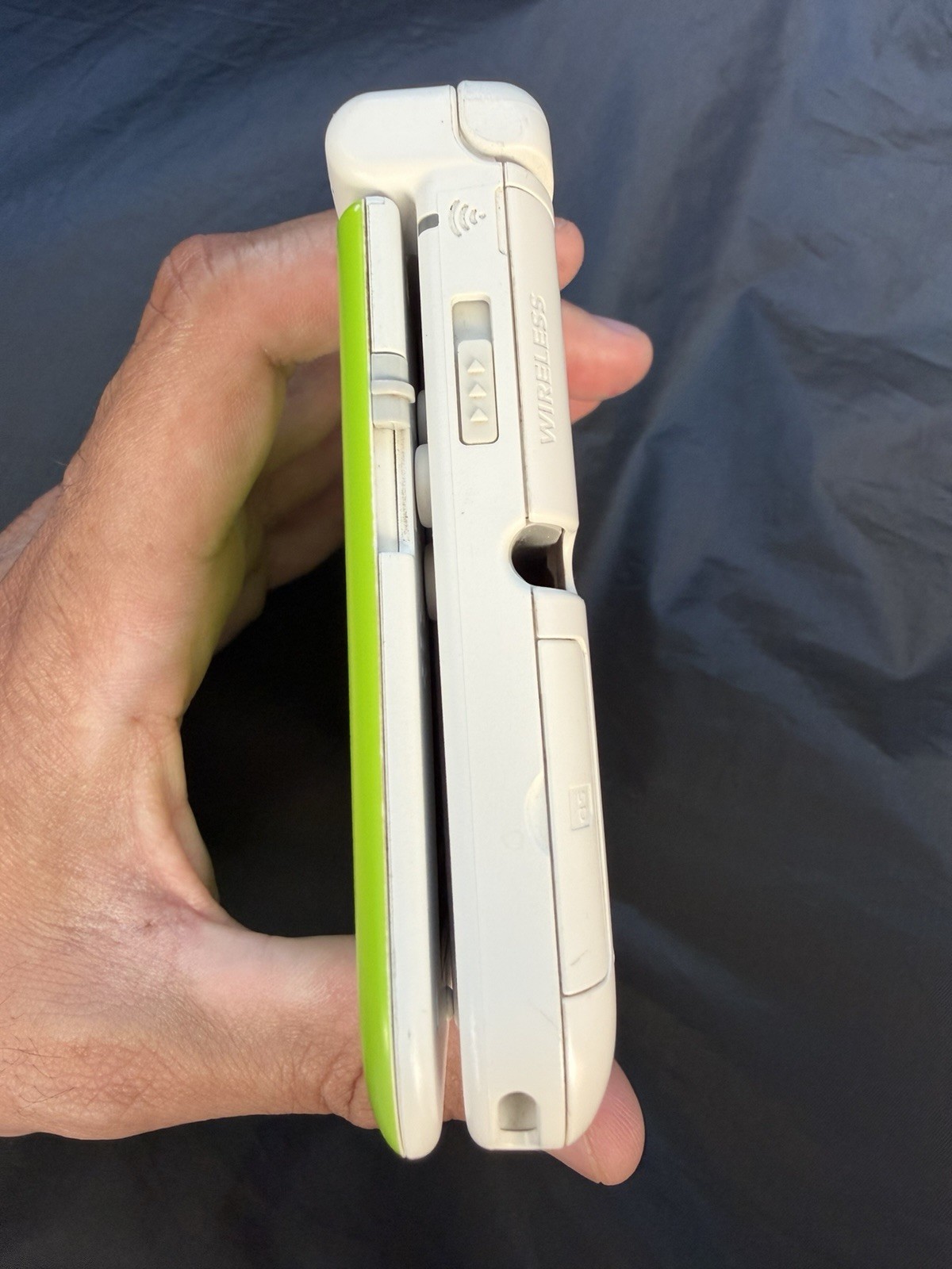 Nintendo 3DS XL – Lime Green Yoshi Special Edition Console TESTED