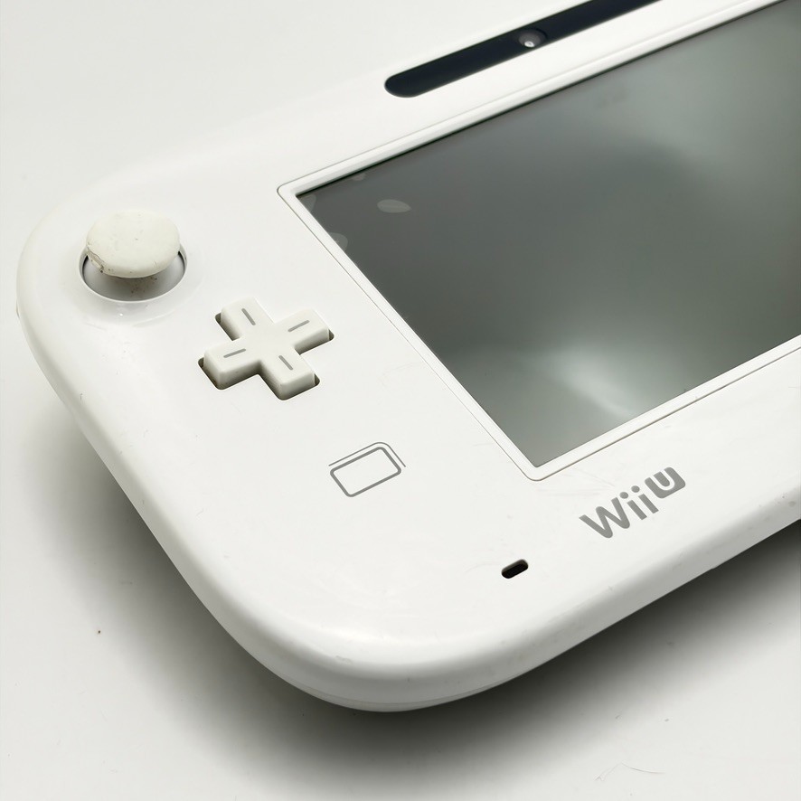 Nintendo Wii U Console White BASIC SET 8GB USED Japanese NTSC-J Region Lock READ