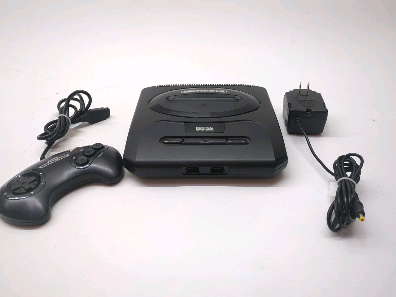 SEGA GENESIS Model 2 MK-1631 Console OEM Controller Tested NO AV CORD