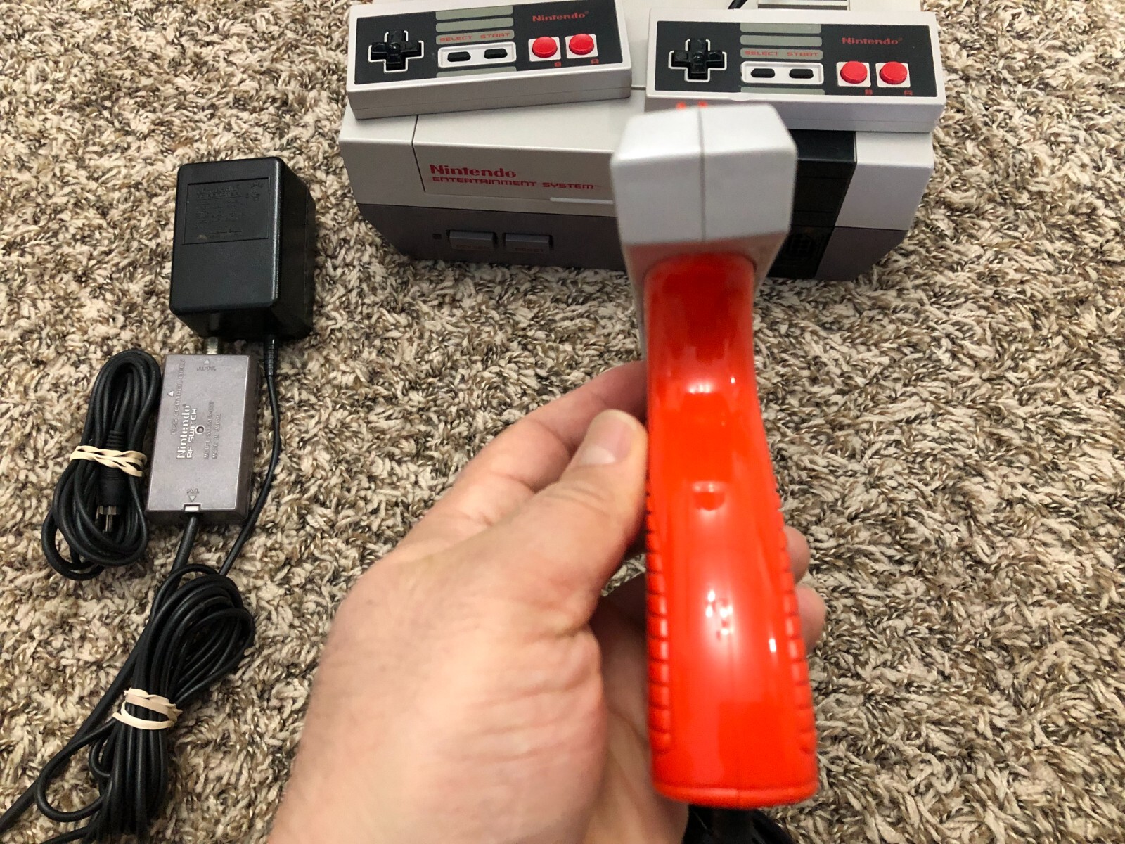 Nintendo NES Console Complete W/ 2 OEM Controllers +Zap Gun Thoroughly Cleaned