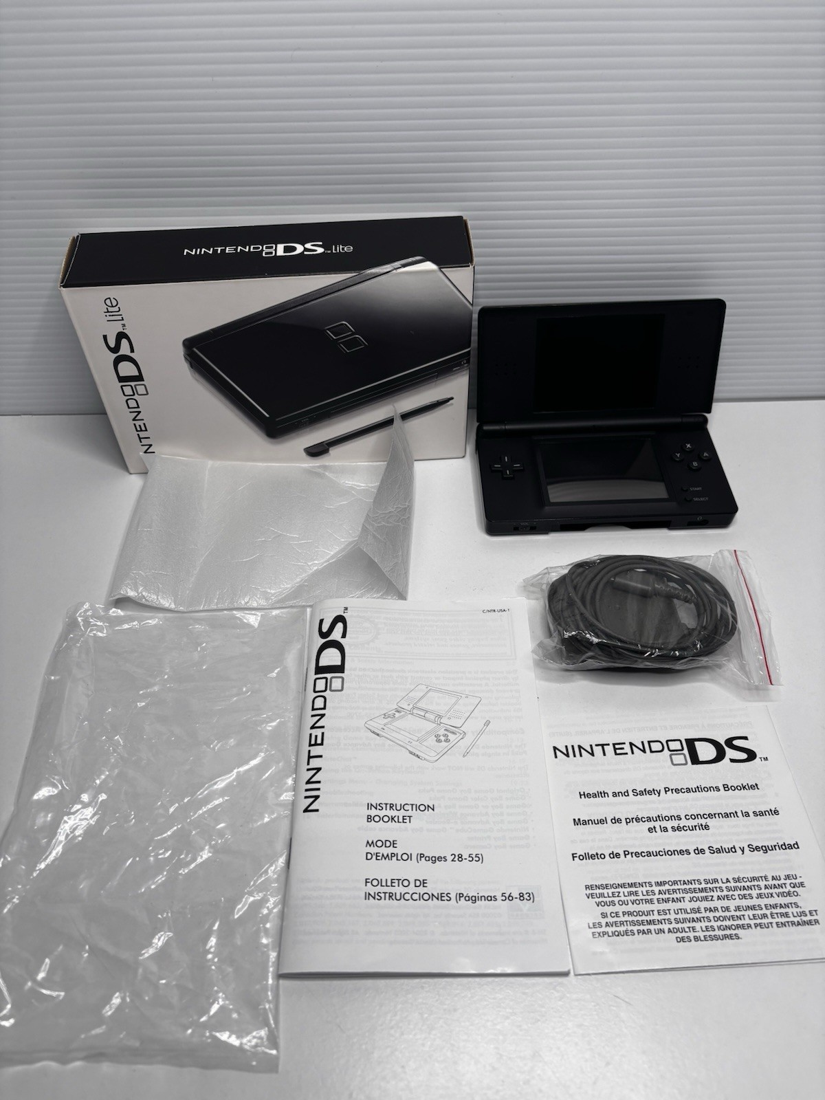 Nintendo DS Lite Onyx Black Console w/ Box CIB Tested Complete