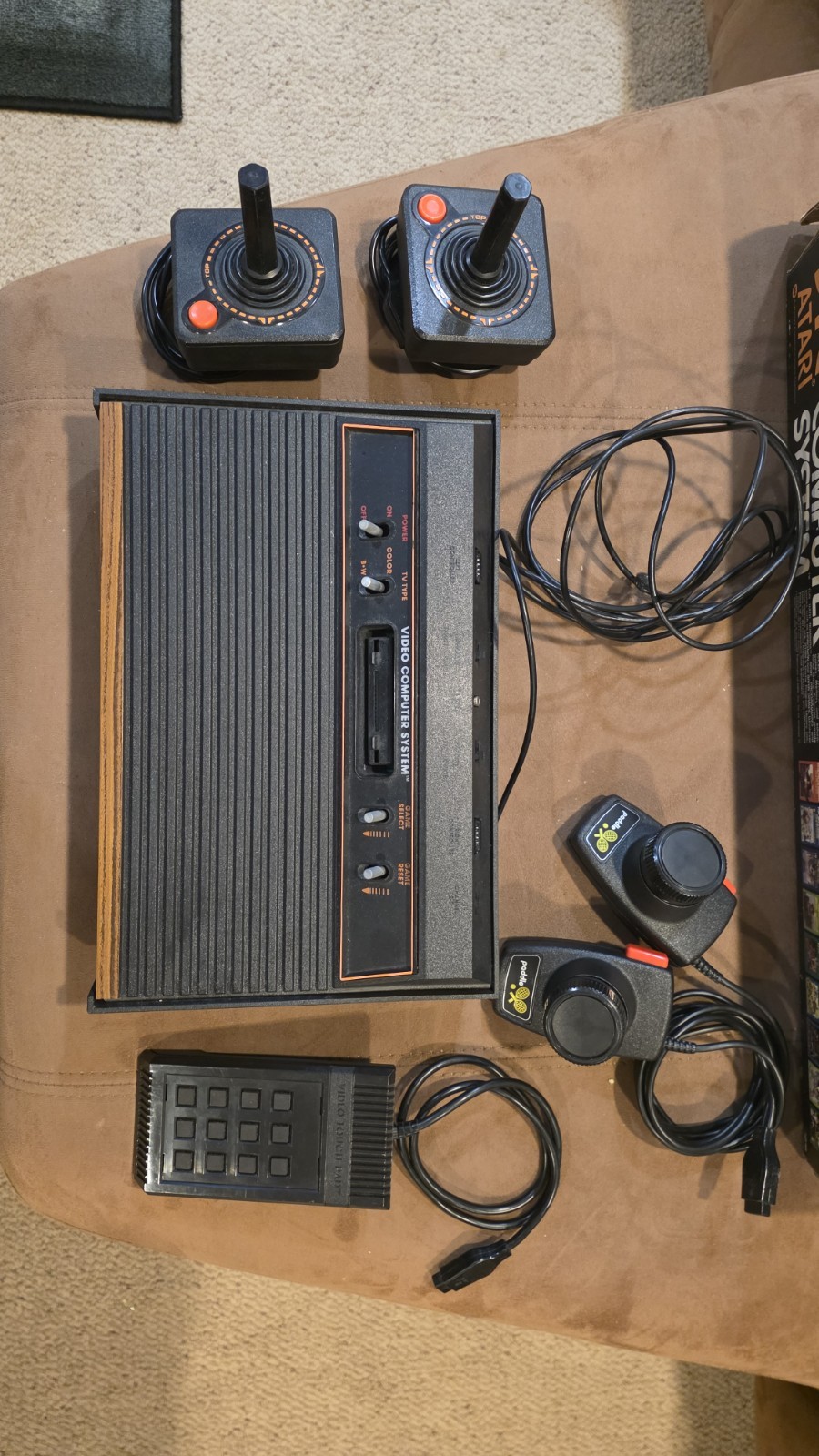 Atari 2600 Console Original 4 switch Console In Box Joystick game WORKING lot