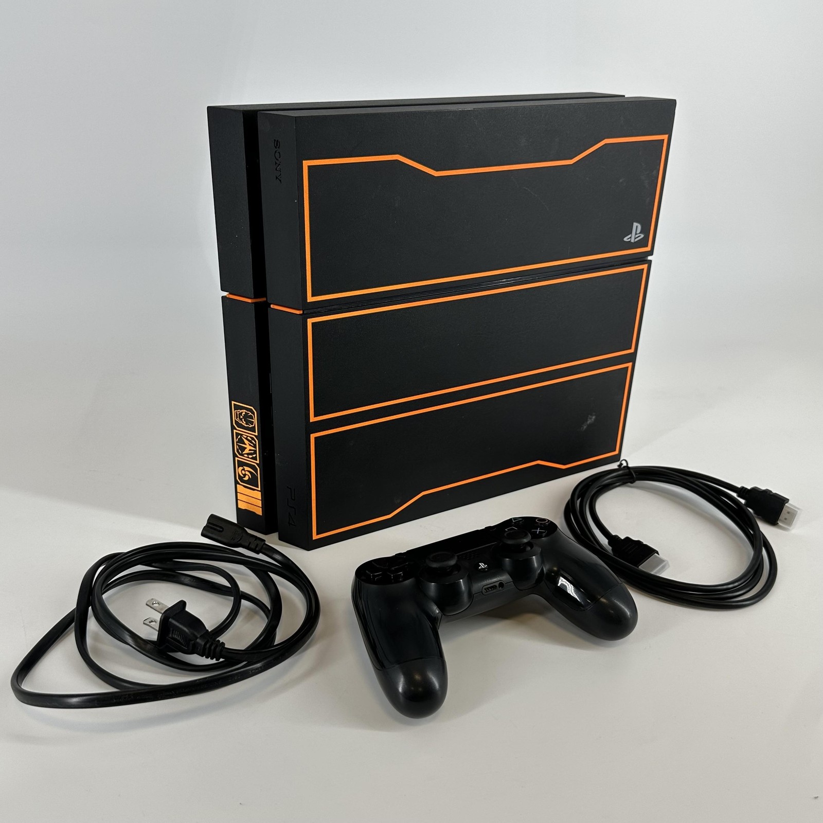 Sony PlayStation 4 Console 1TB Black Ops 3 edition w/ Controller/HDMI – Good