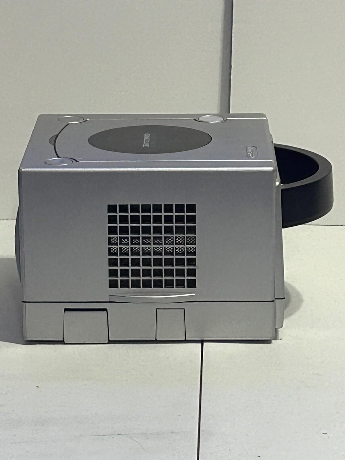 Nintendo GameCube Platinum Console – Silver Bundle