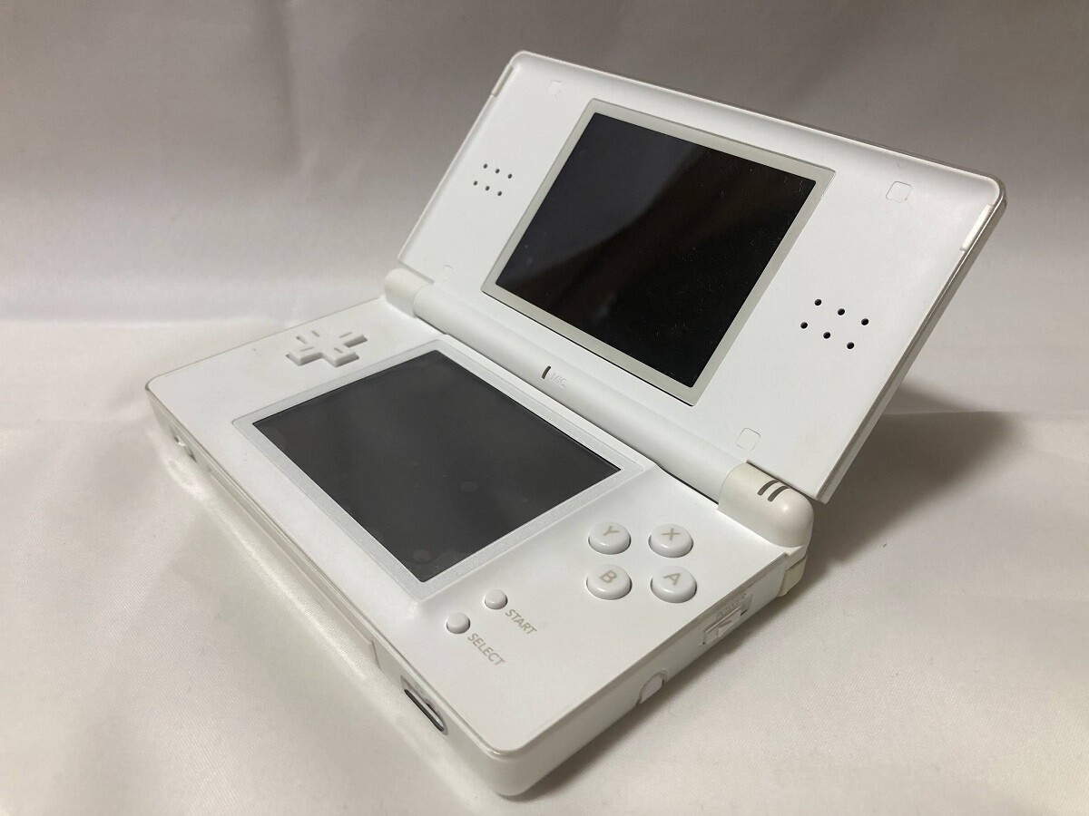 Nintendo DS Lite Handheld System-White(13306461)JAPAN USED W/Box By FedEX
