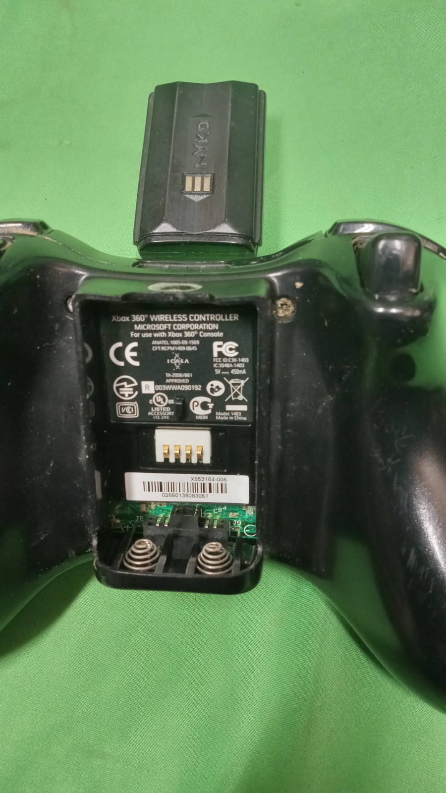 Xbox 360 E Model 1538 Console + HDD & Controller | Powers On | Read Description
