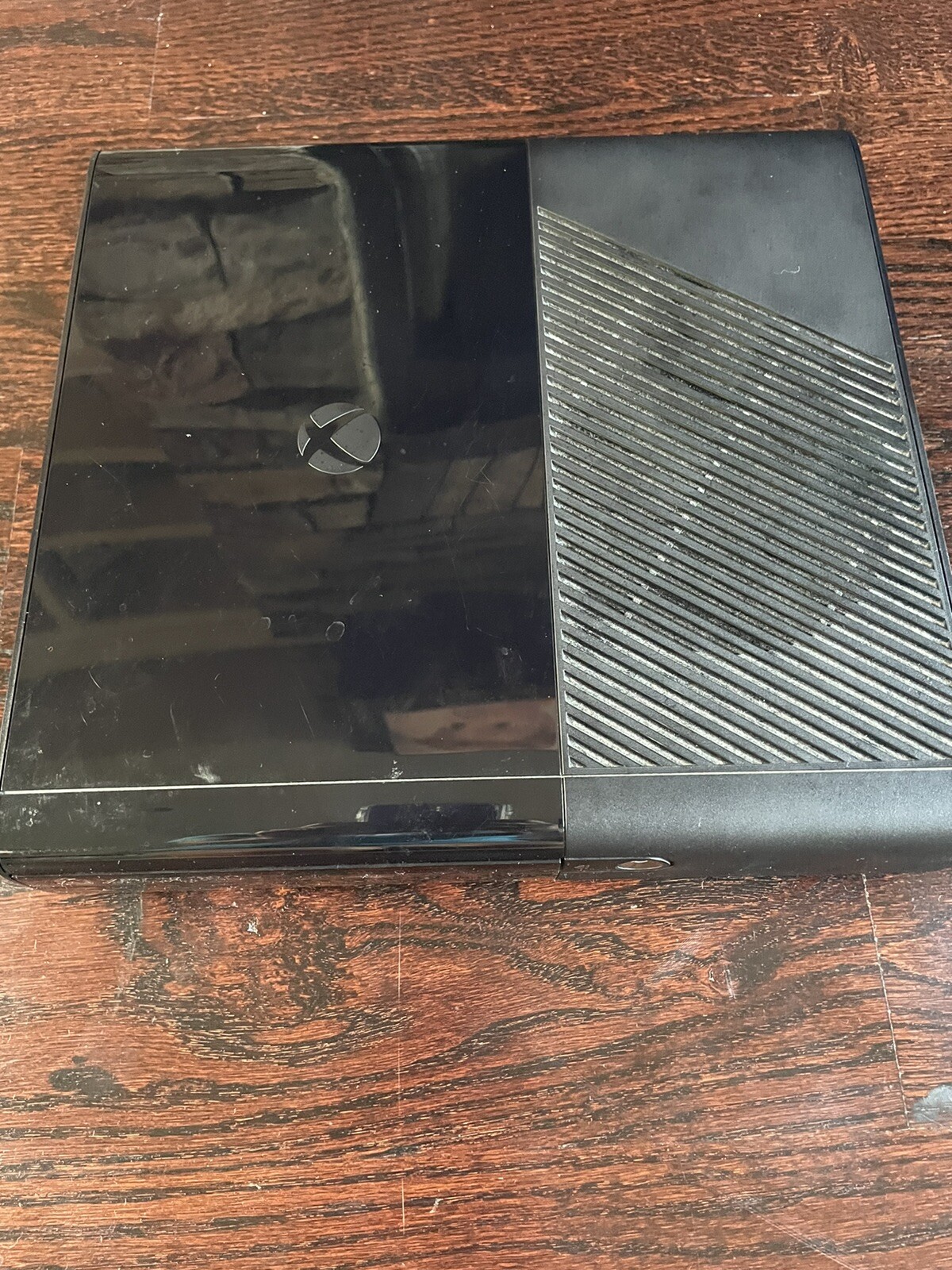 Microsoft Xbox 360 Console and Kinect sensor, black, used, good condition