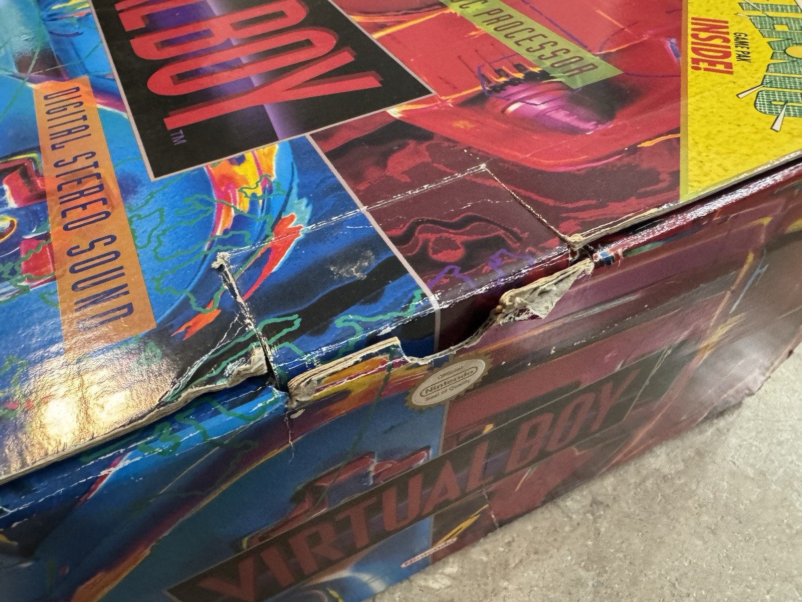 Nintendo Virtual Boy CIB. NOT TESTED, PLEASE READ. Open To Offers!