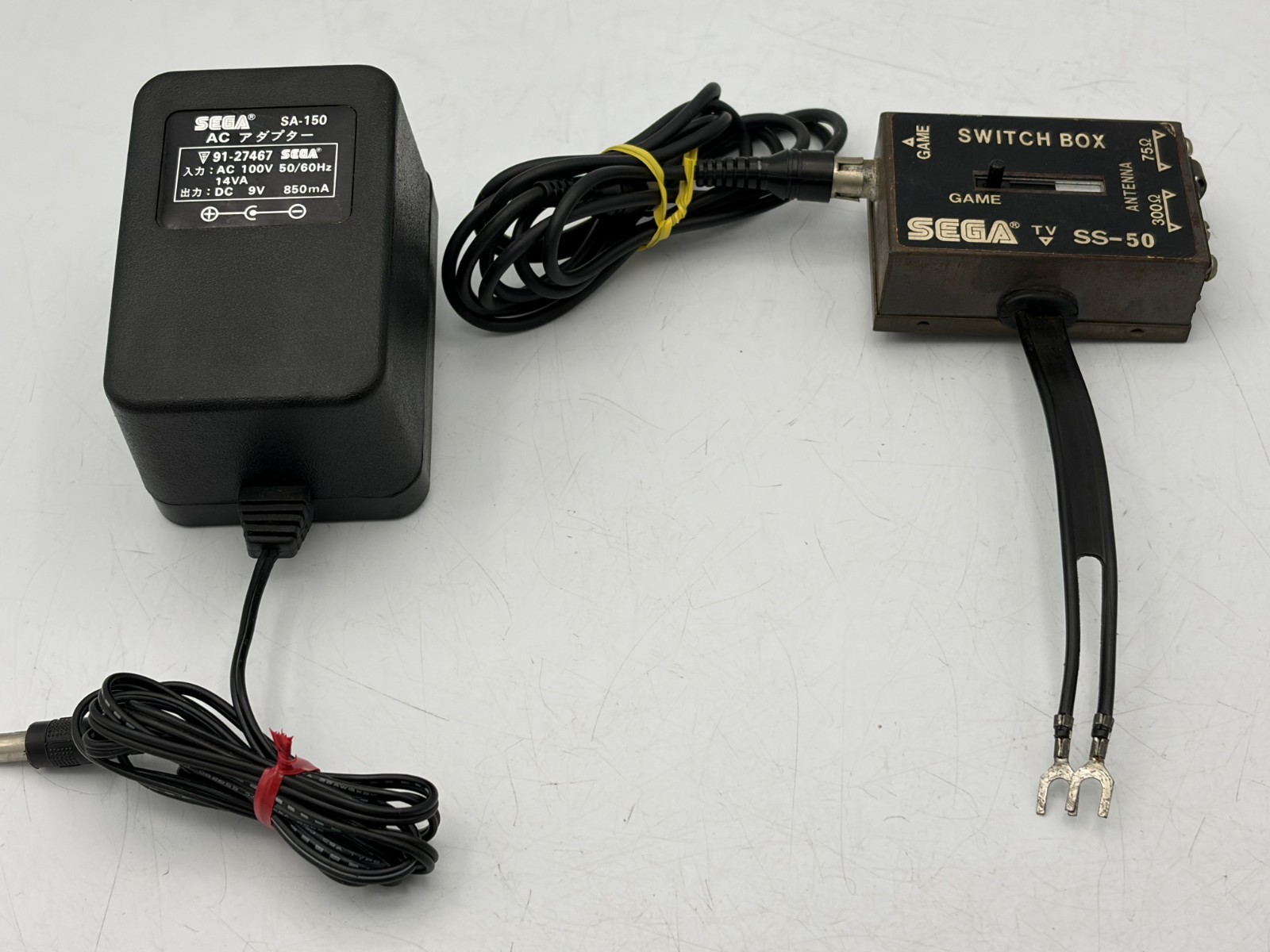 SEGA computer video game SG-1000 console with box with AC and RF adapter