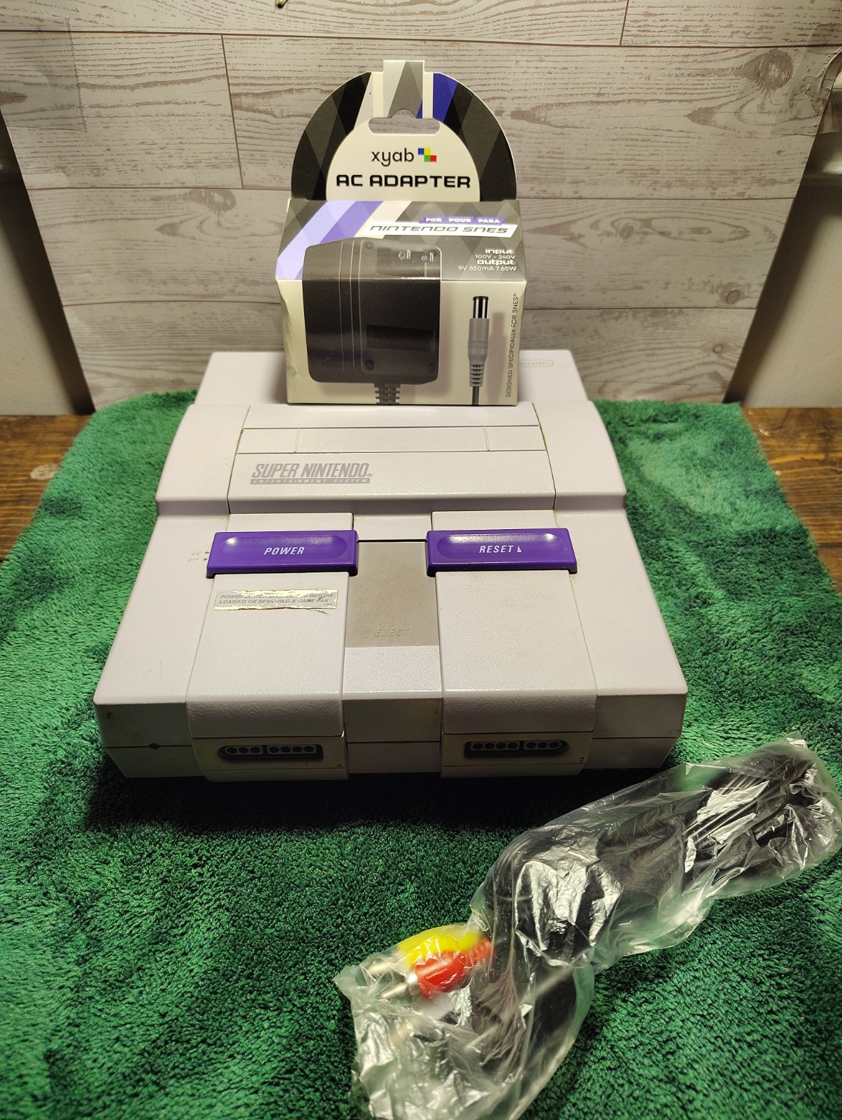 Nintendo SNES Console w/ Power Adapter & AV Cables Tested Very Clean