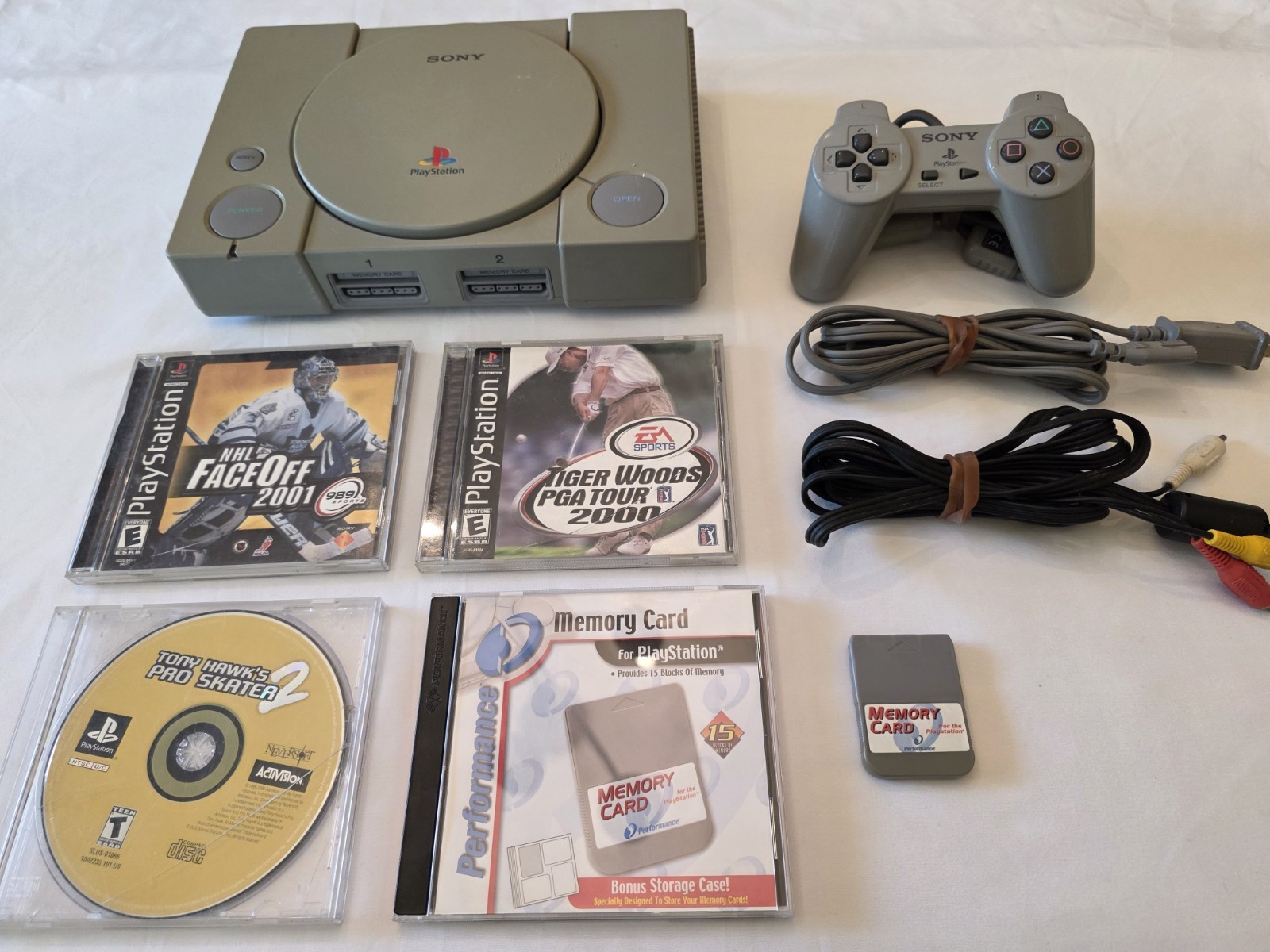 Sony PlayStation 1 PS1 Console Complete w/ Controller 3 Games Tony Hawk 2 Tiger