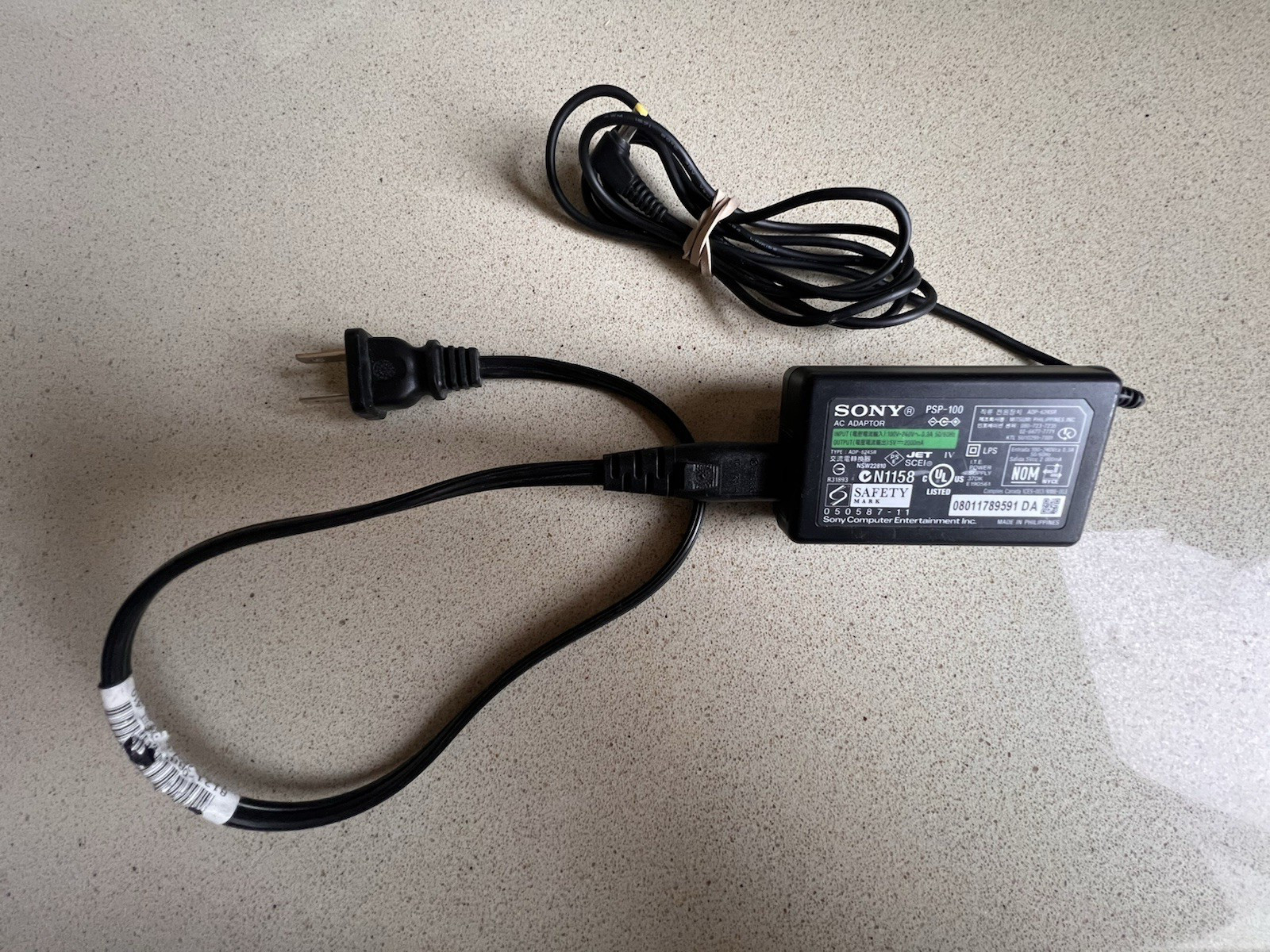 Genuine Sony PSP-100 Charger 5V 2000mA AC Adapter For Sony PSP 1001 2001