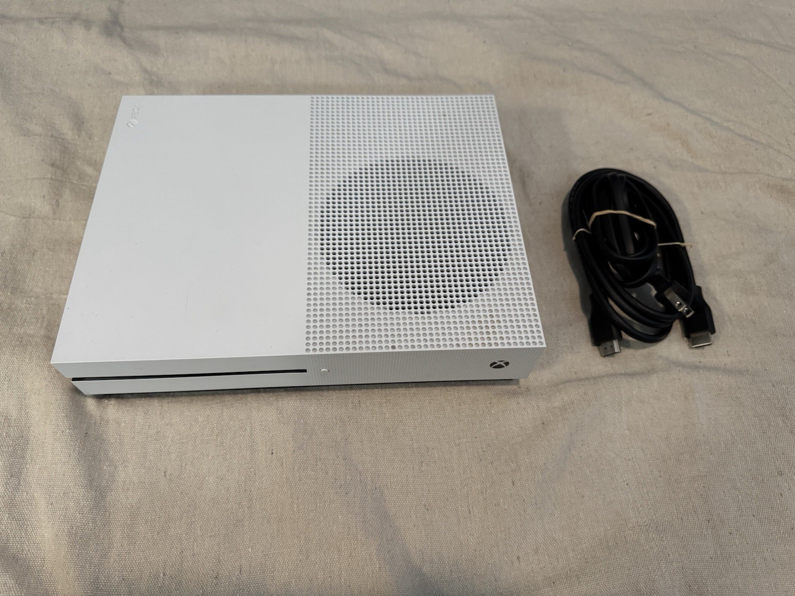 Xbox One S 1TB Console Used No Controller VG/EX