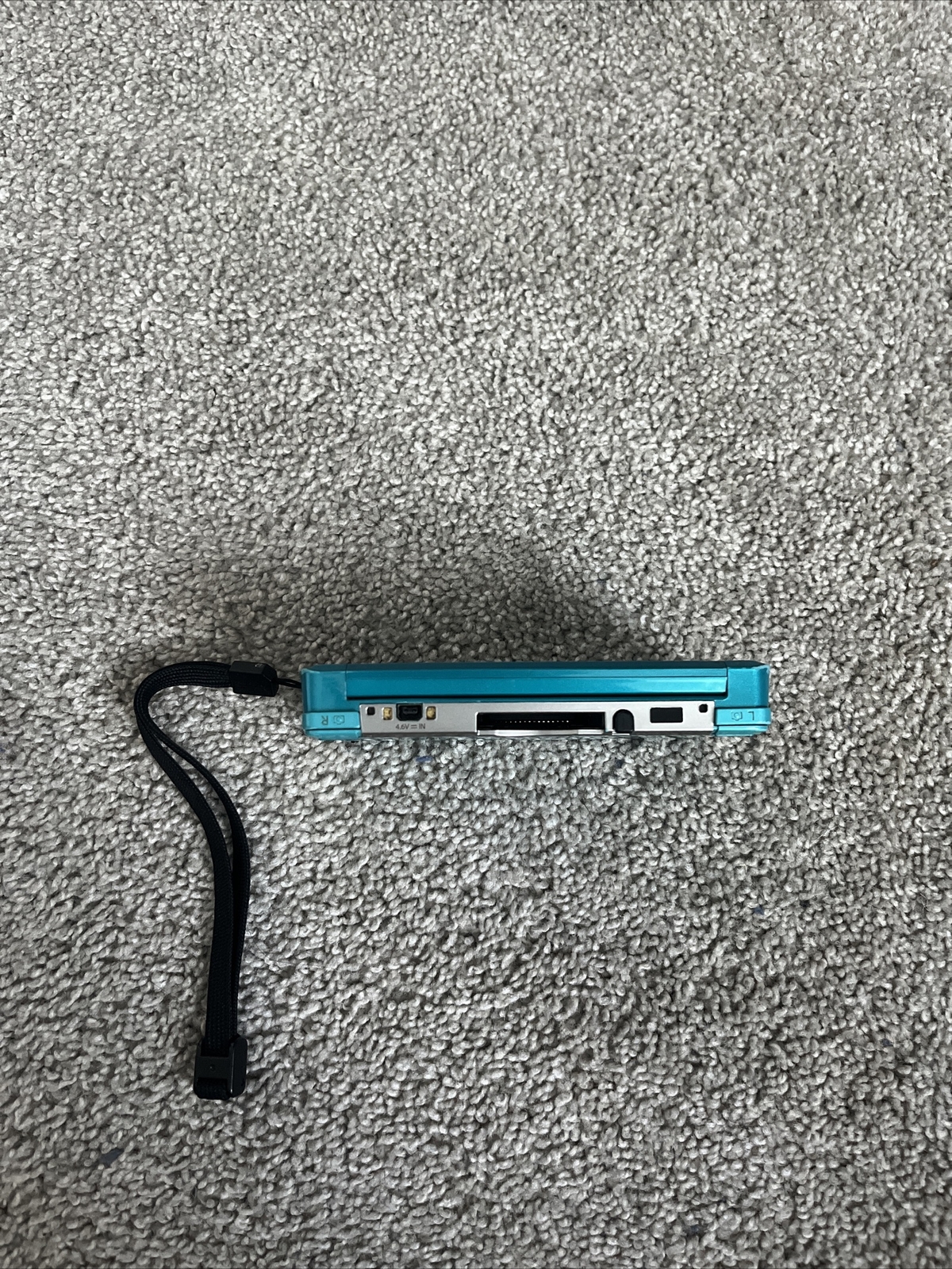 Nintendo 3DS Handheld System – Aqua Blue