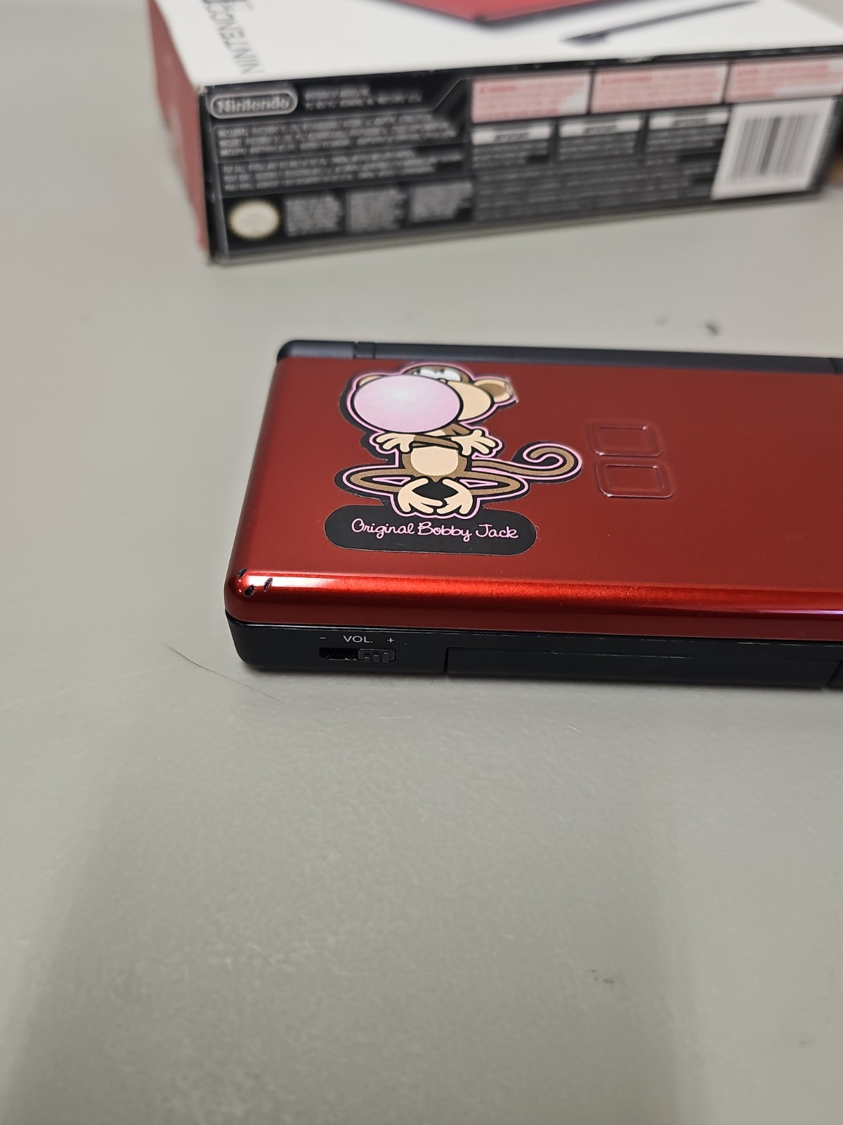 Nintendo DS Lite System Red/Black Console With Box Not Working