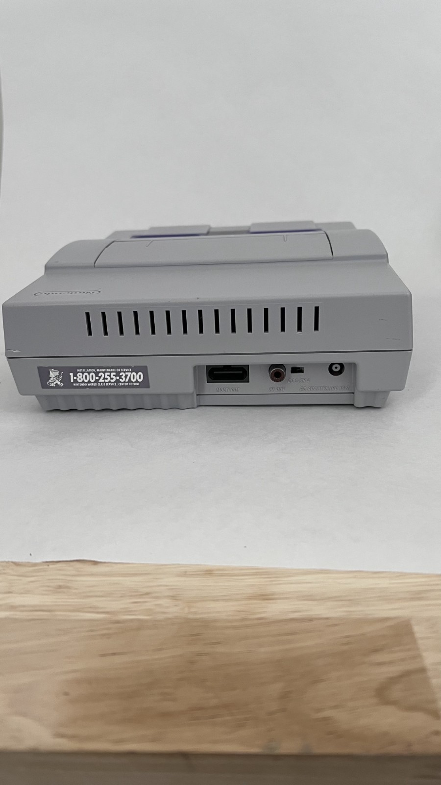 Super Nintendo Console with 2 Controllers, everything works!