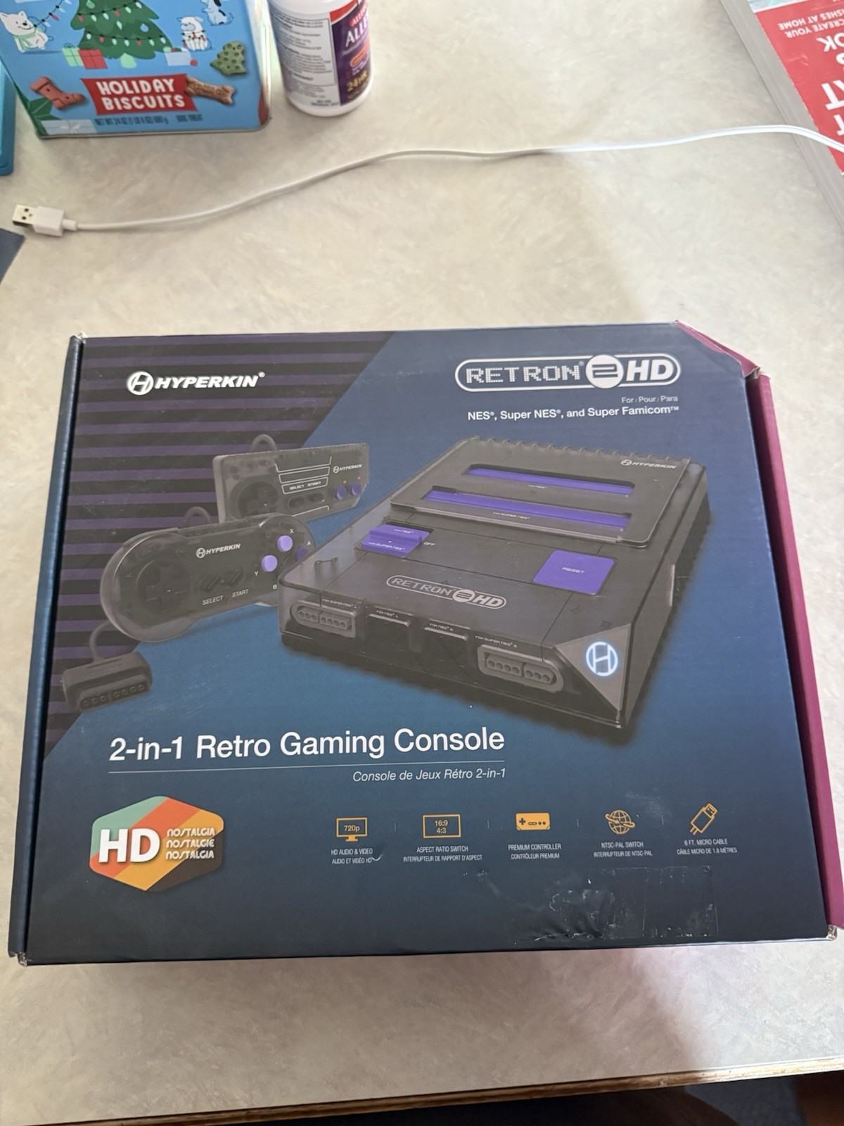 RETRON 2 HD GAMING CONSOLE – SNES, Nintendo, Super Famicom Brand New