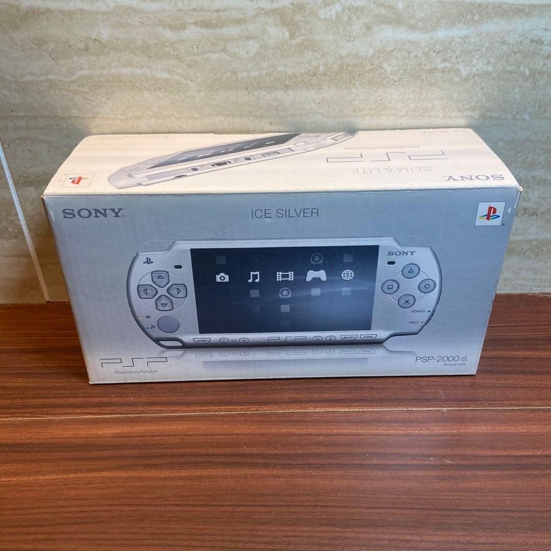 PSP2000 Console Ice Silver 5493 From Japan