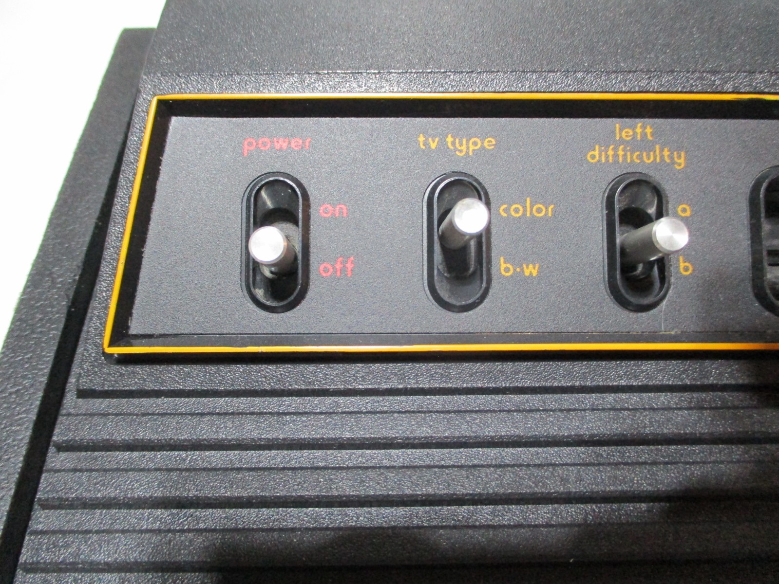 Atari 2600 Heavy Sixer Console In Chess Piece Box, OEM PSU, CX-10’s, CX-30-04’s