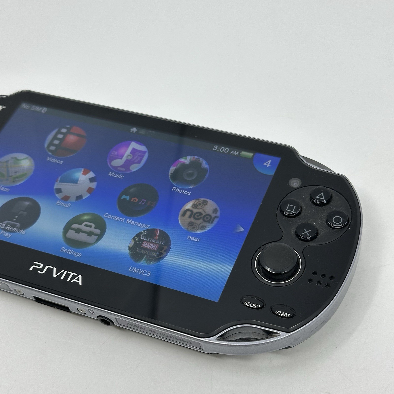 Sony Playstation PS Vita PCH-1101. 3G/WiFi. Console w/ 4gb Card Tested Working