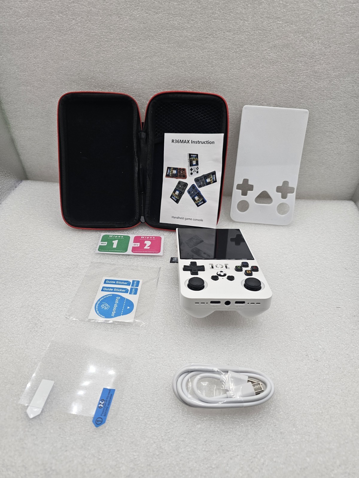 R36MAX Handheld Game Console 128GB 4.0 Inch IPS Screen 1800+ GMS No Original Box