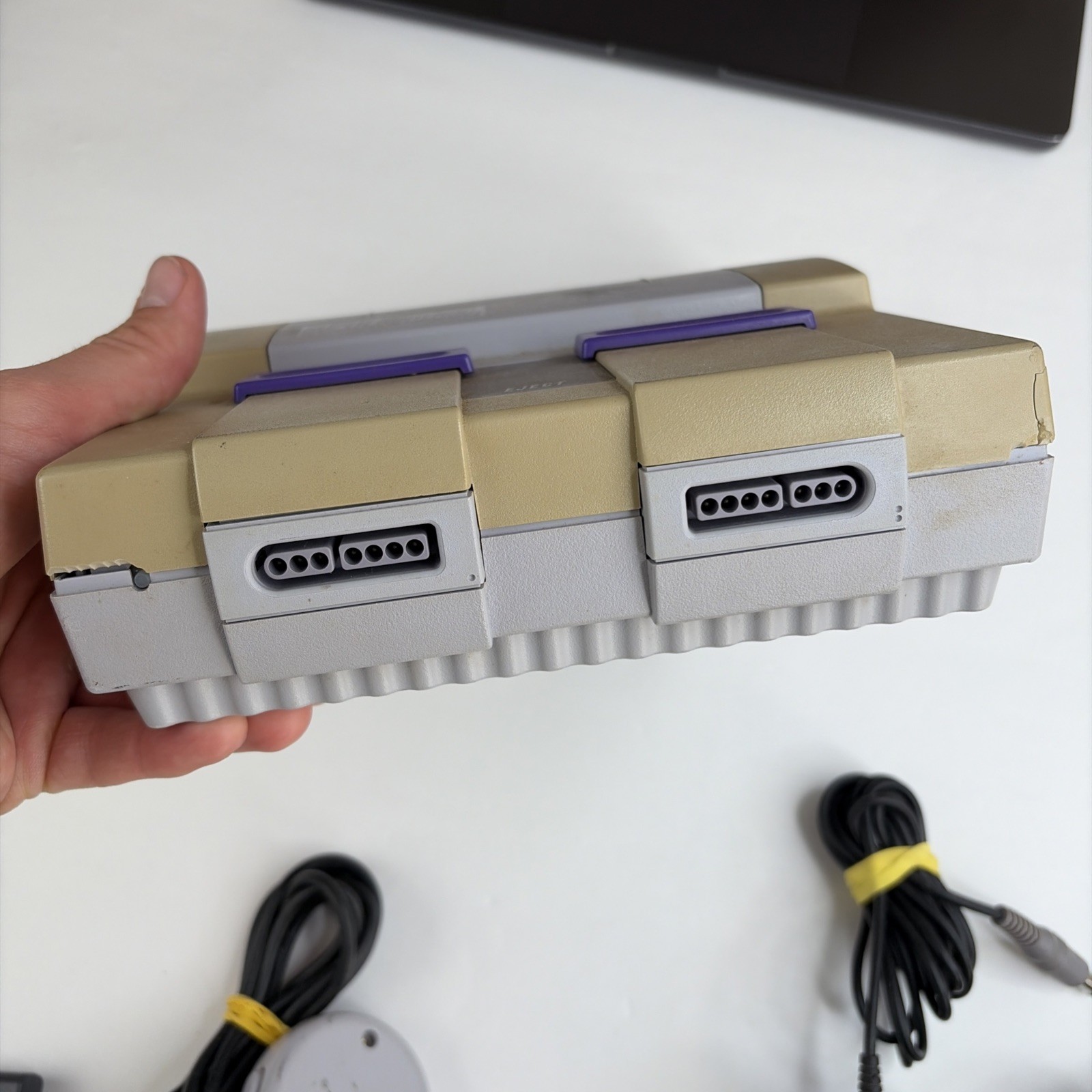 Super Nintendo Entertainment System Bundle: Console, Cords and Controller