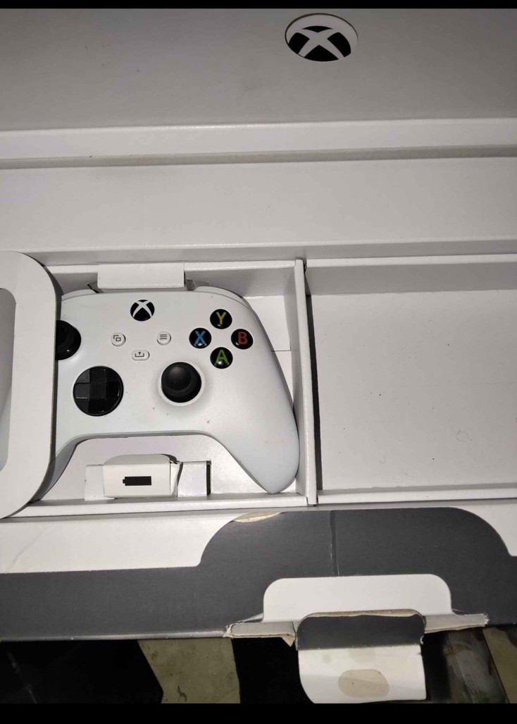 Microsoft Xbox Series X Console 1TB 4K Wi-Fi HDMI White RRT-00001