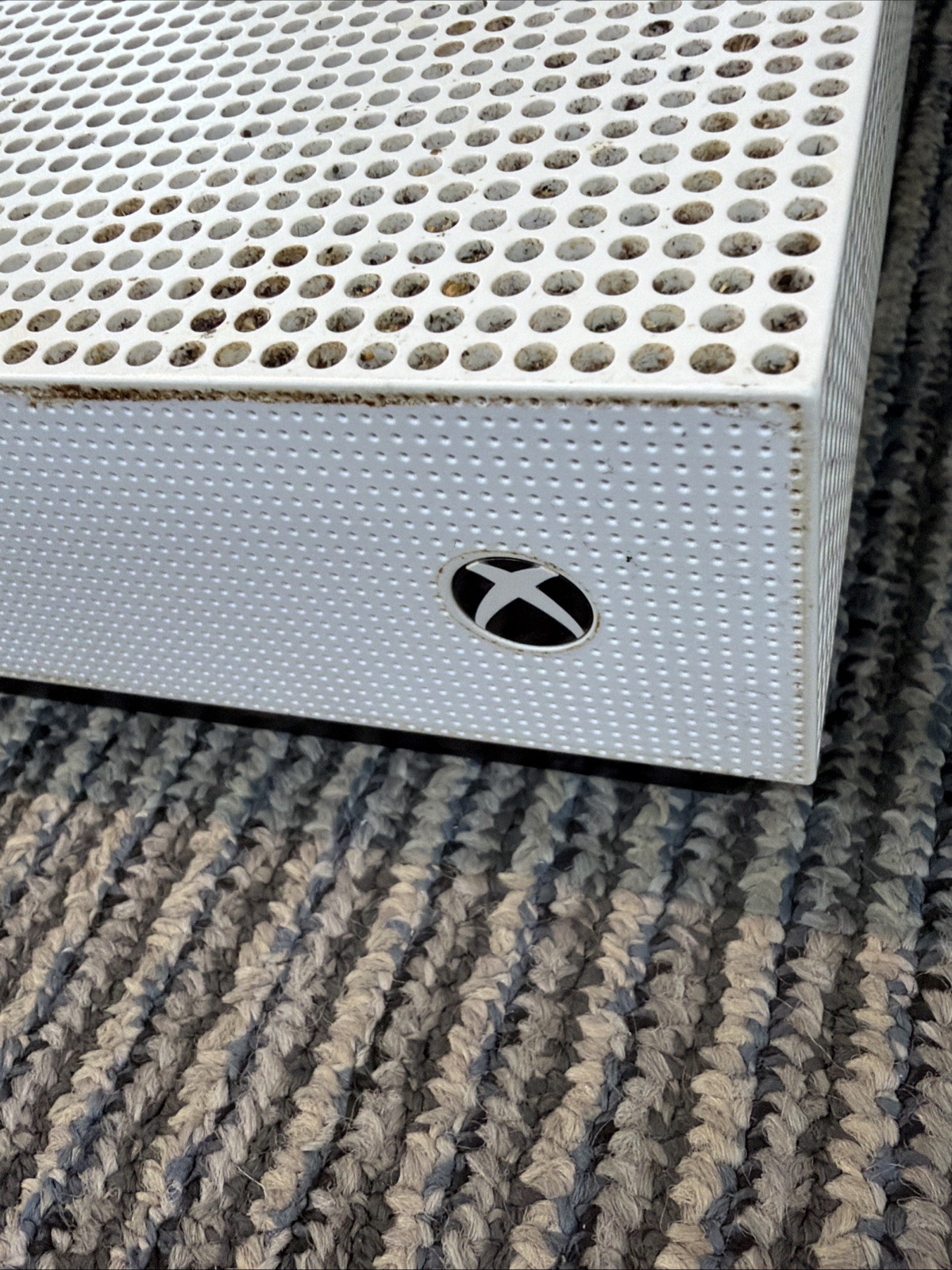 Microsoft Xbox One S 1681 White System Console Only For Parts or Repair