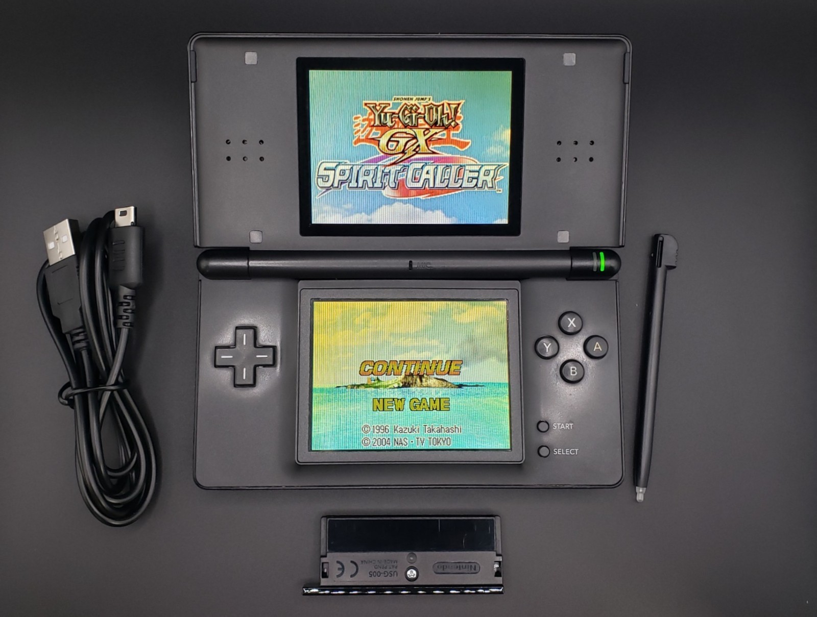 Nintendo DS Lite Onyx Black OEM Restoration (Good Condition) w/ Charger