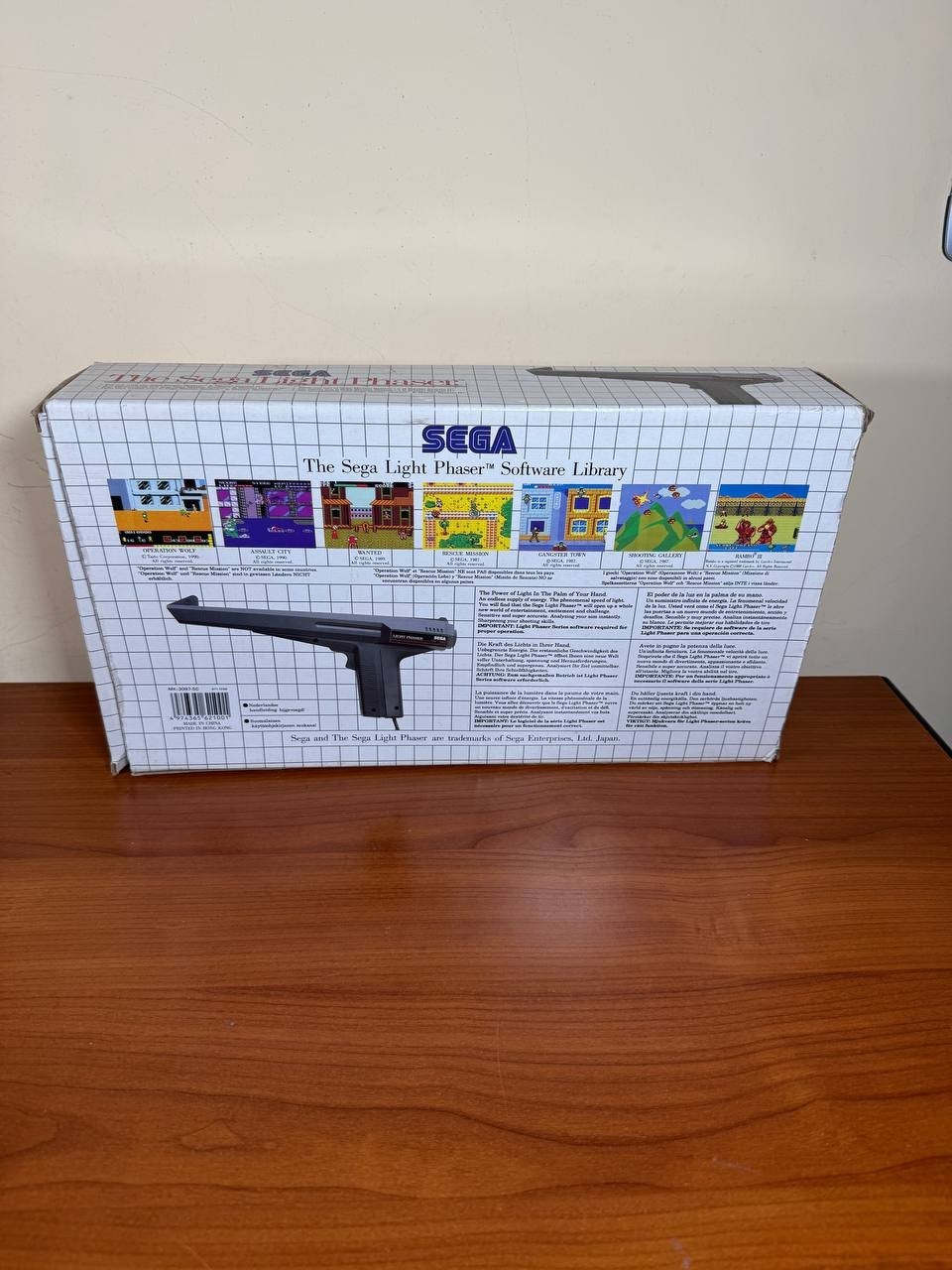 Sega Master System 2 Plus (Console + Gun) Bundle with Boxed Box