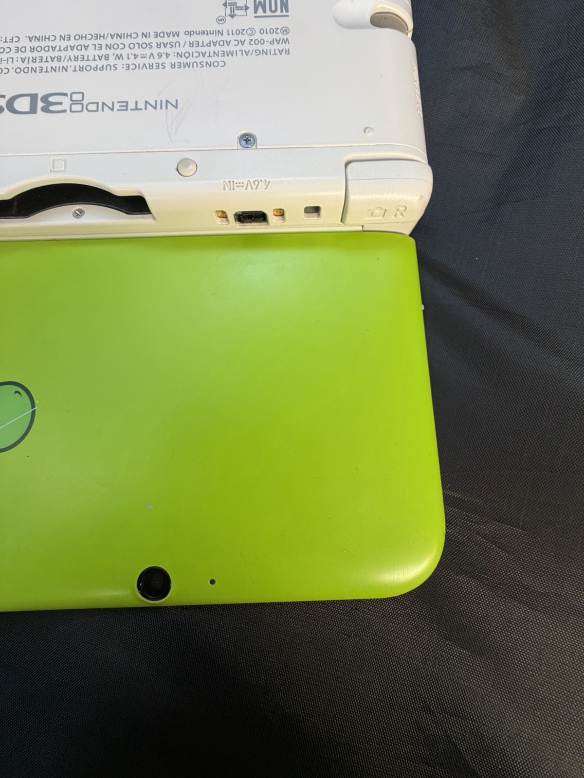 Nintendo 3DS XL – Lime Green Yoshi Special Edition Console TESTED