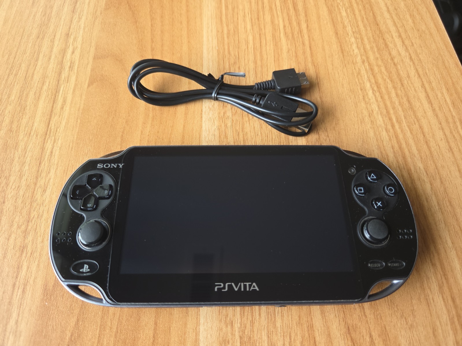 Sony Ps Vita PCH-1100 Crystal Black Model Console And Charger TESTED