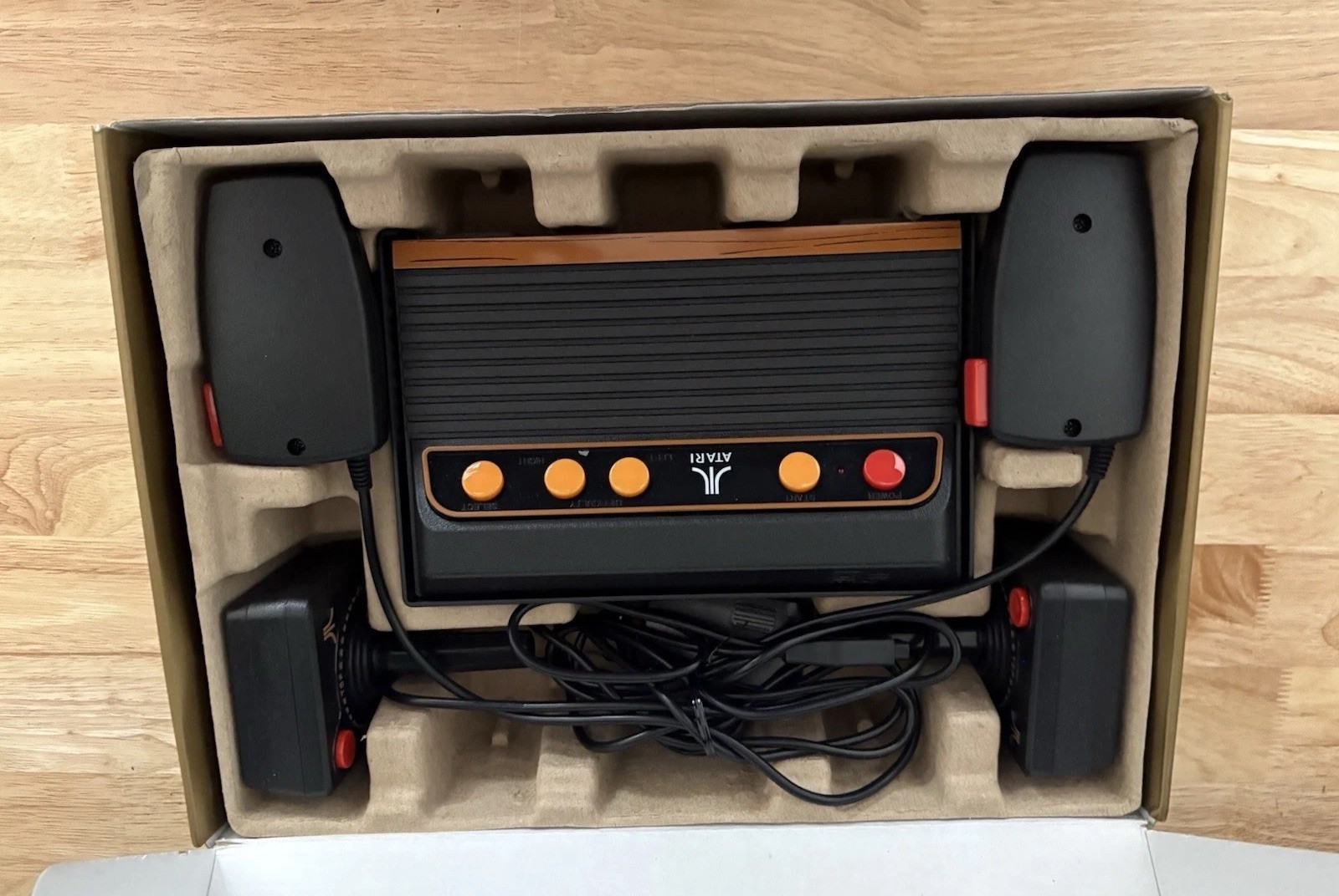 Atari Flashback 8 Gold Deluxe HD Classic Retro Gaming Console 120 Games HDMI CIB