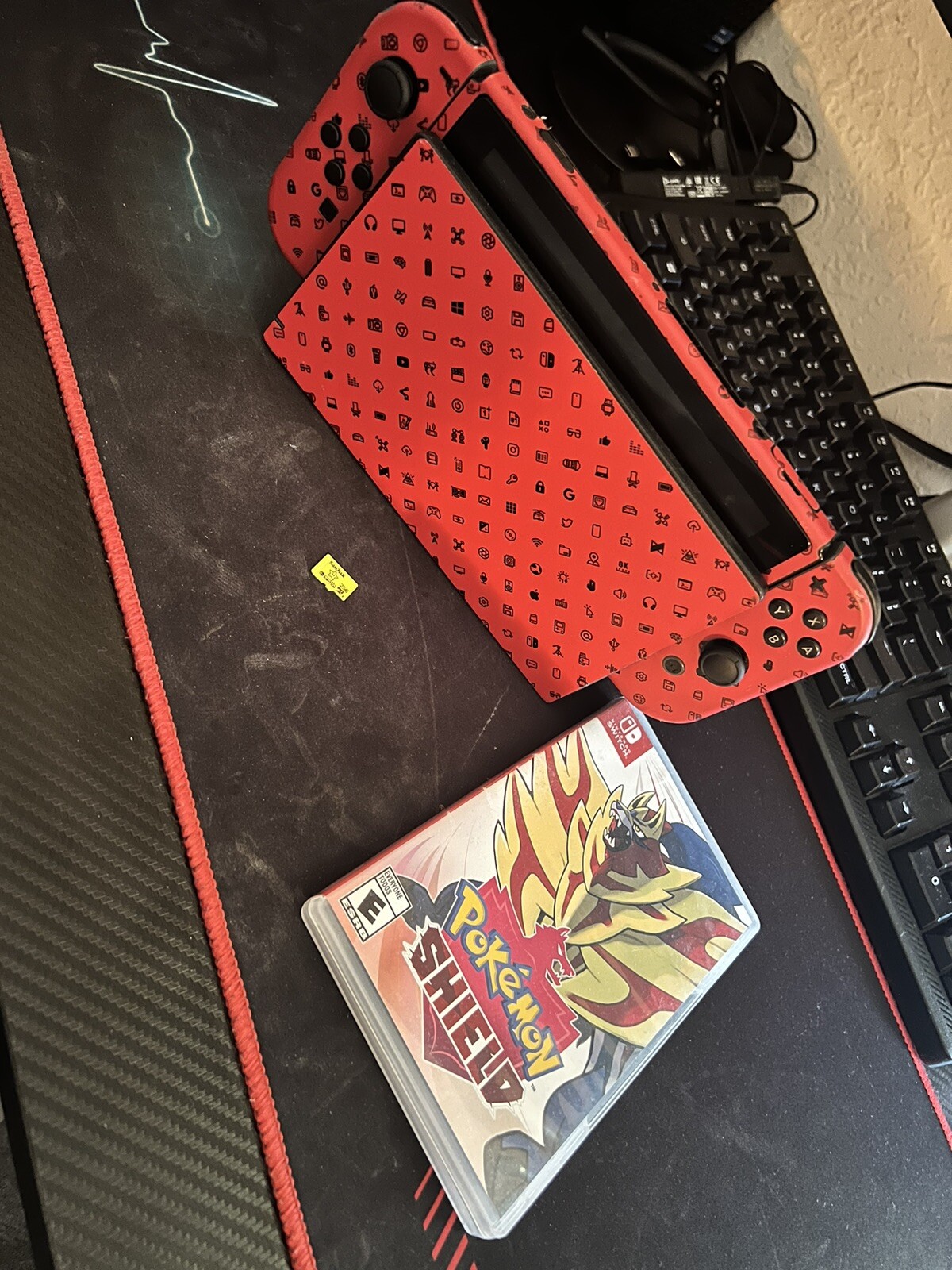 Nintendo Switch Game Console – 32GB, New Edition, Gray (10002199)