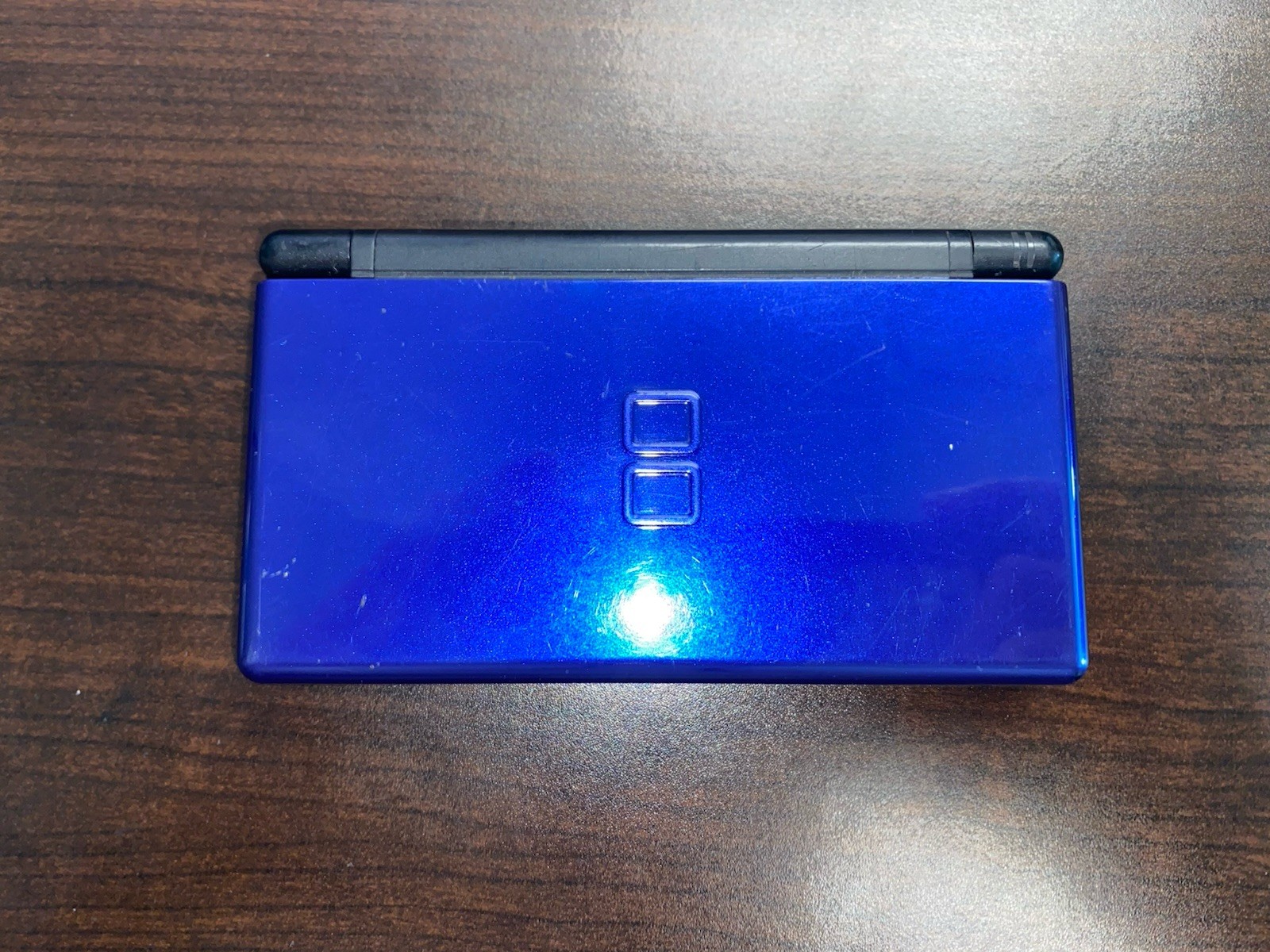 Nintendo DS Lite Cobalt Blue/ Black Handheld System – Broken Hinge – For Parts