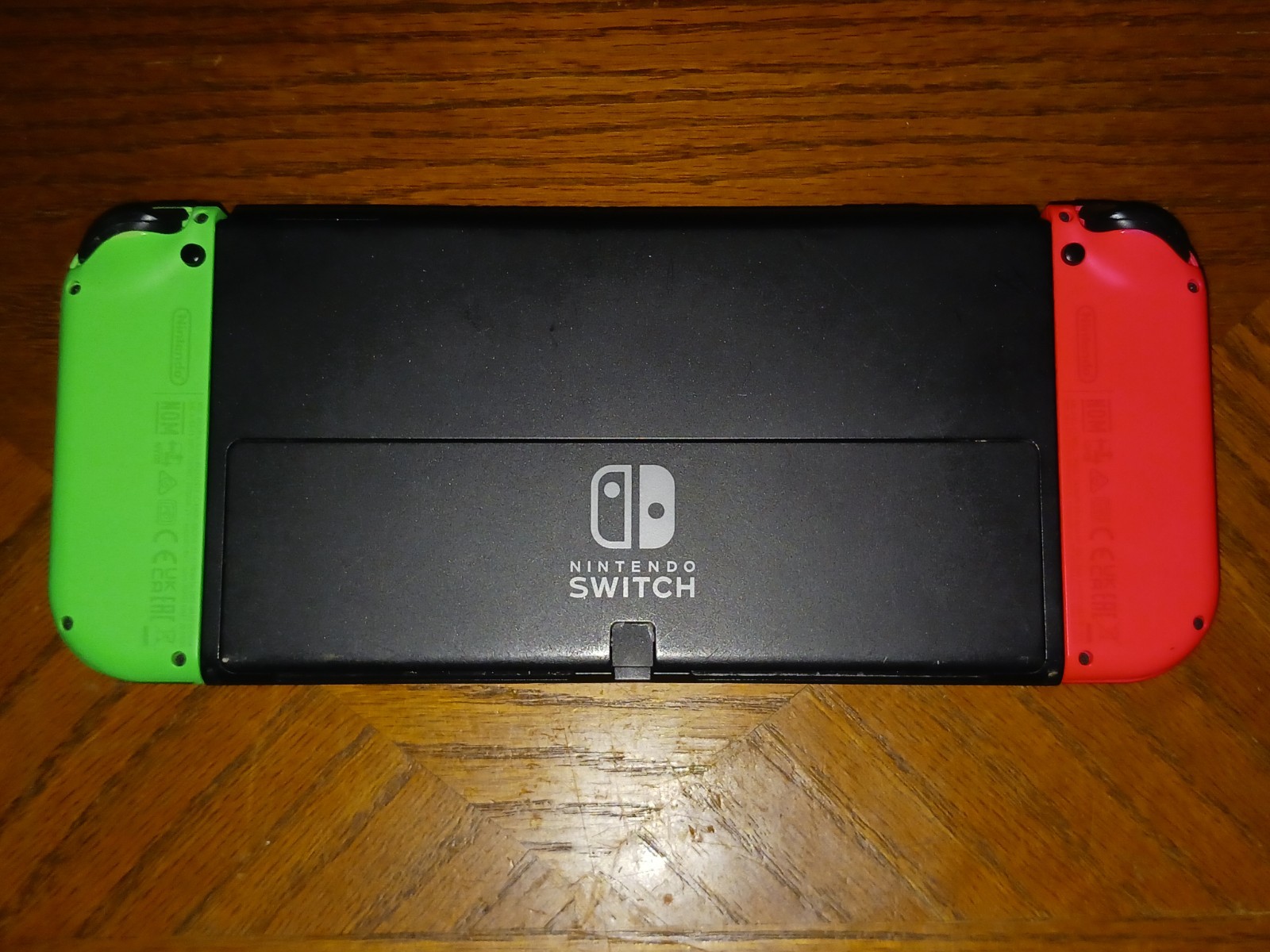 Nintendo Switch OLED Model HEG-001 Console w/ Mario Kart 8 Deluxe TESTED/WORKS