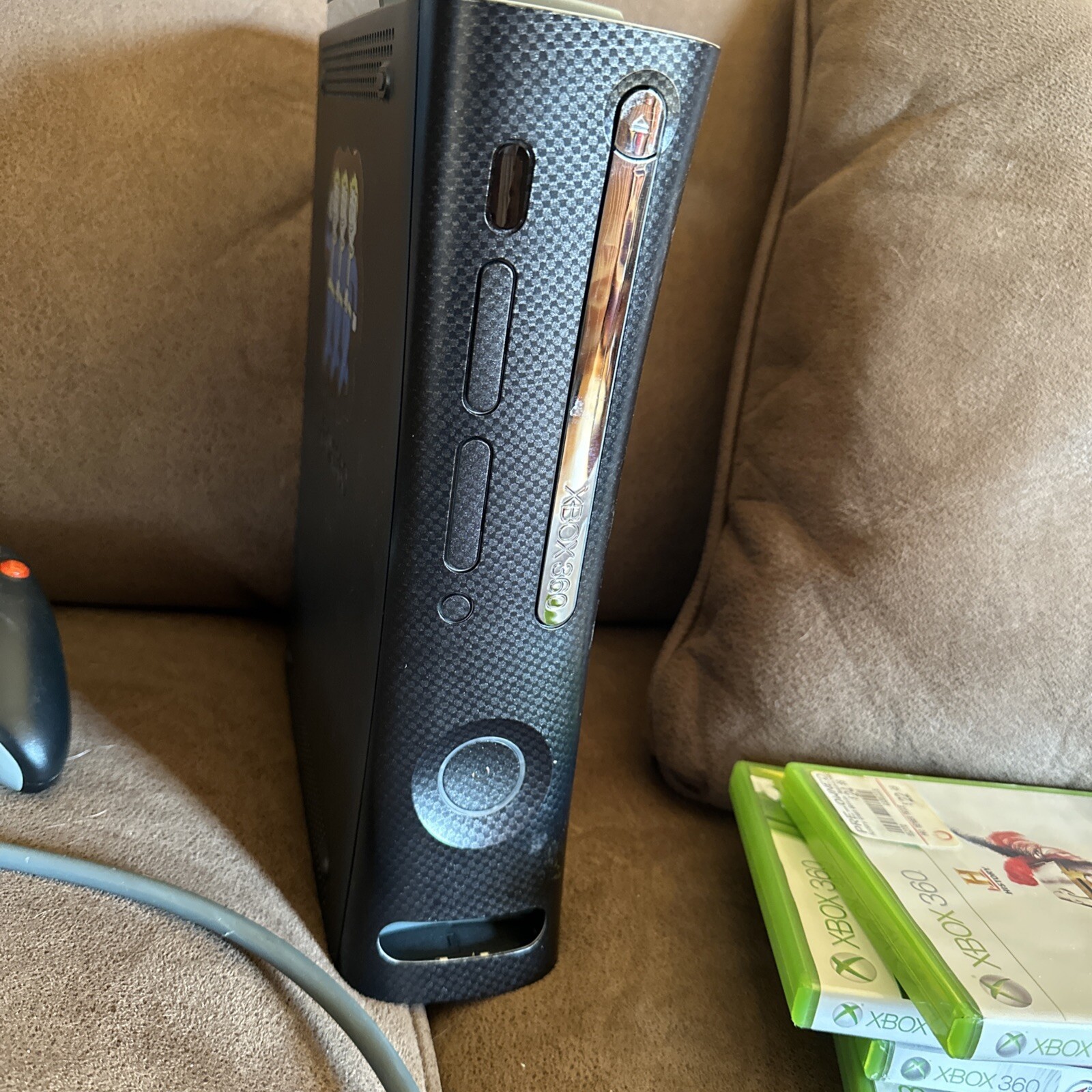 Microsoft Xbox 360 Elite 120GB Black Console w/ controller and games- Working