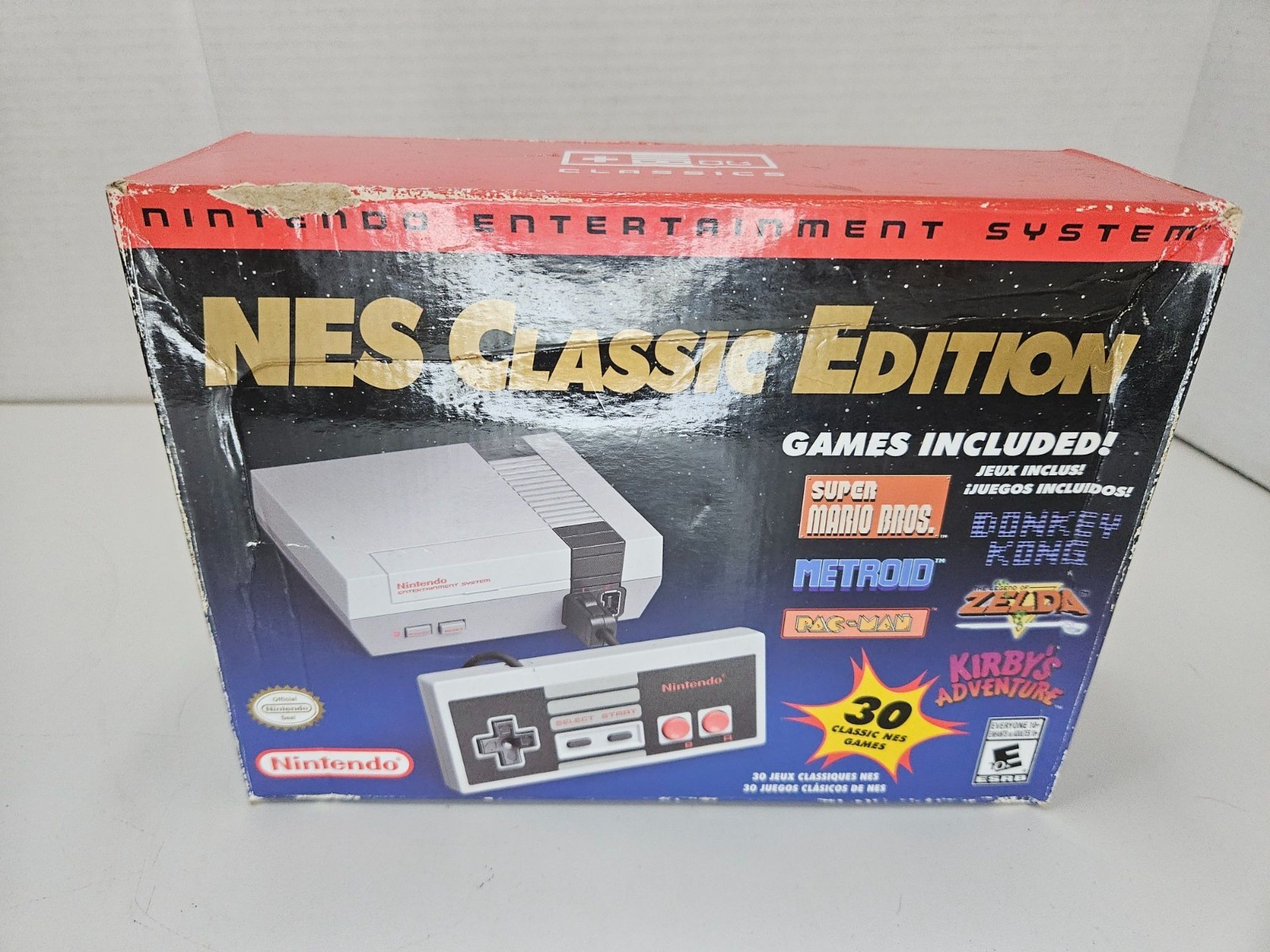 Nintendo NES Classic with Box and extra controller mini console zelda metroid