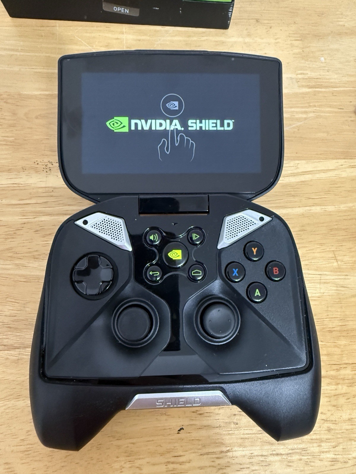 NVIDIA SHIELD Portable P2450 Handheld Console Black/Silver 16GB Wi-Fi 720p