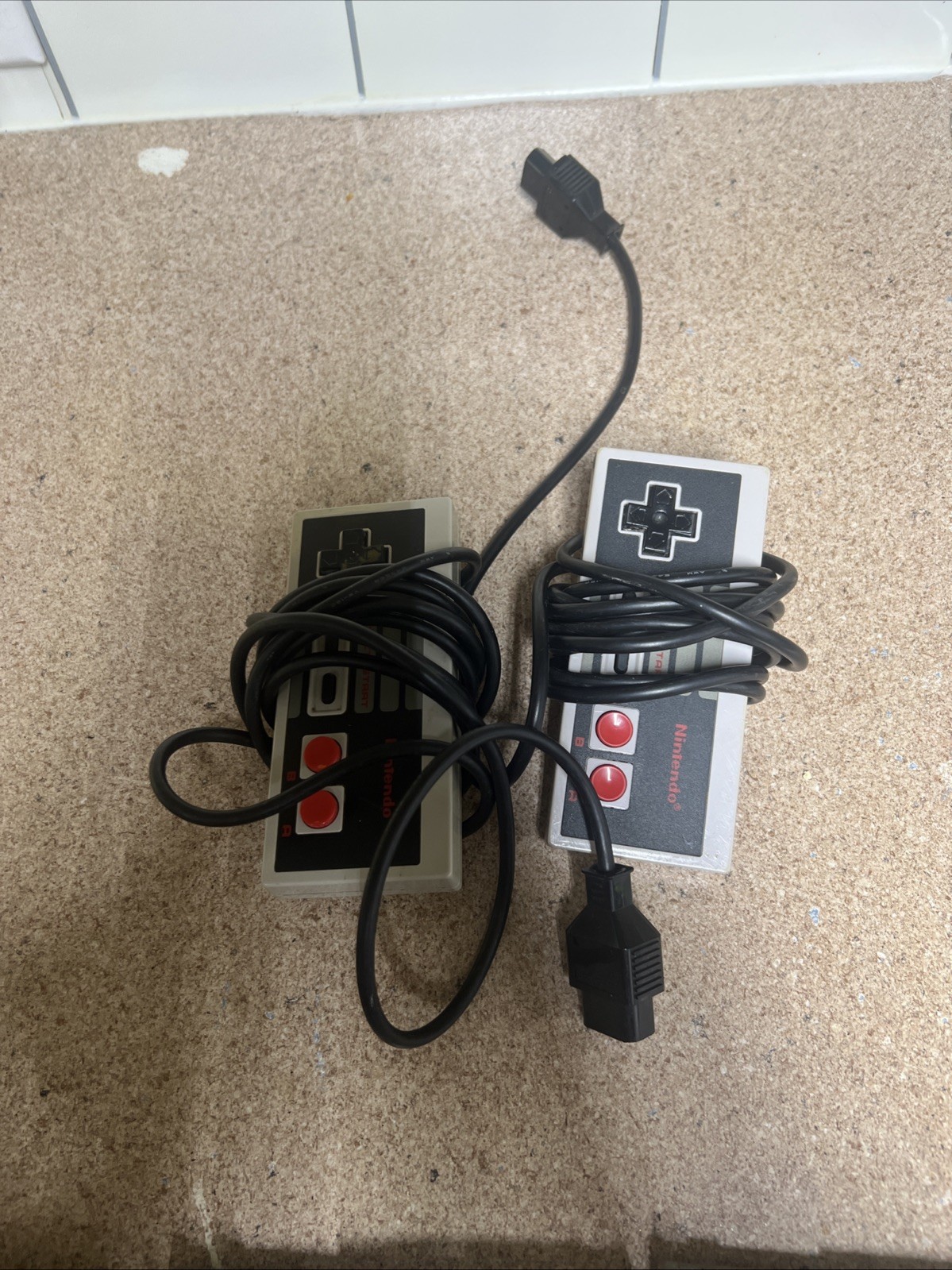Nintendo NES Gray Video Game Console with 2 Working Controllers and Gun.