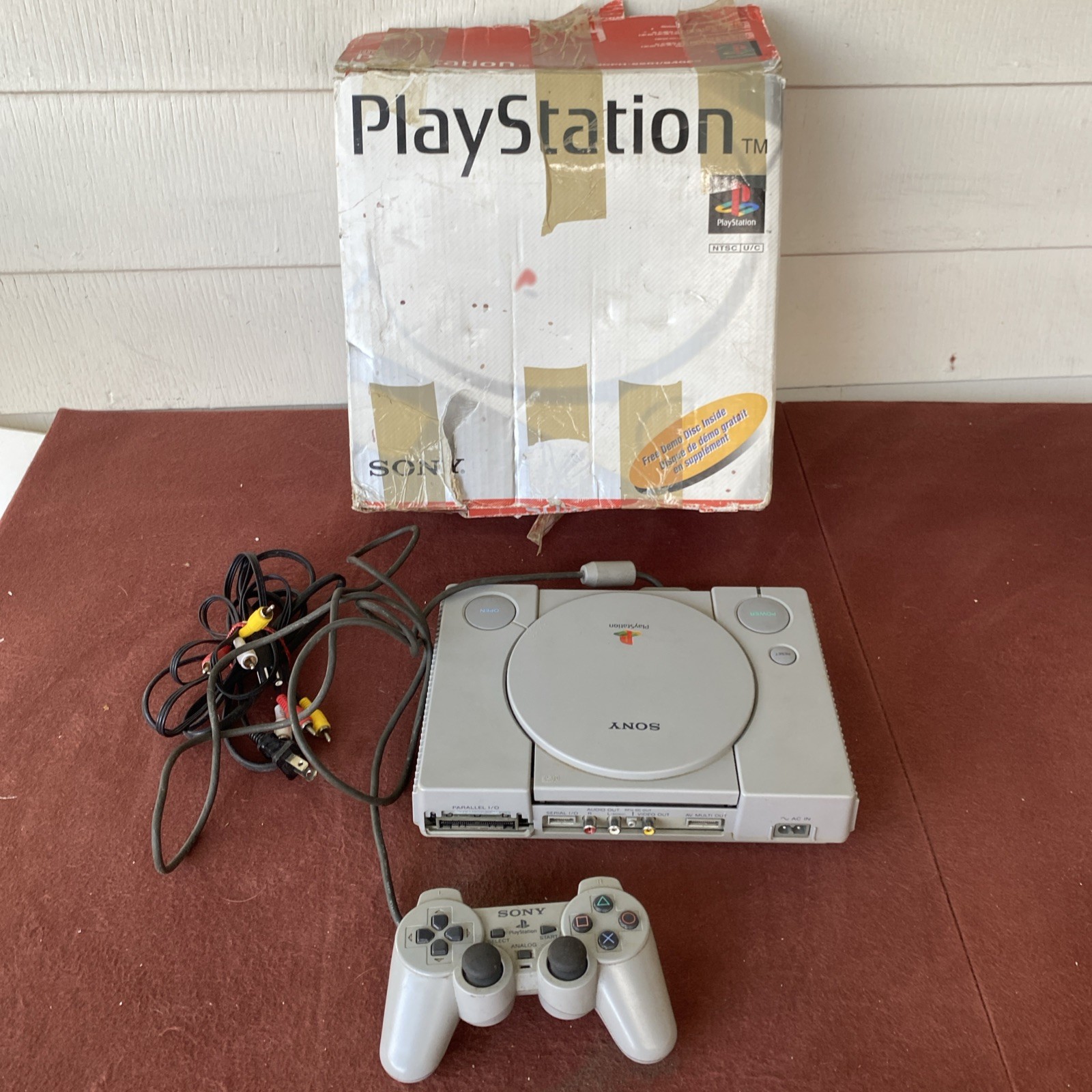 Sony Playstation 1 PS1 PSX Console with Original Box SCPH-10001 Controller Foam