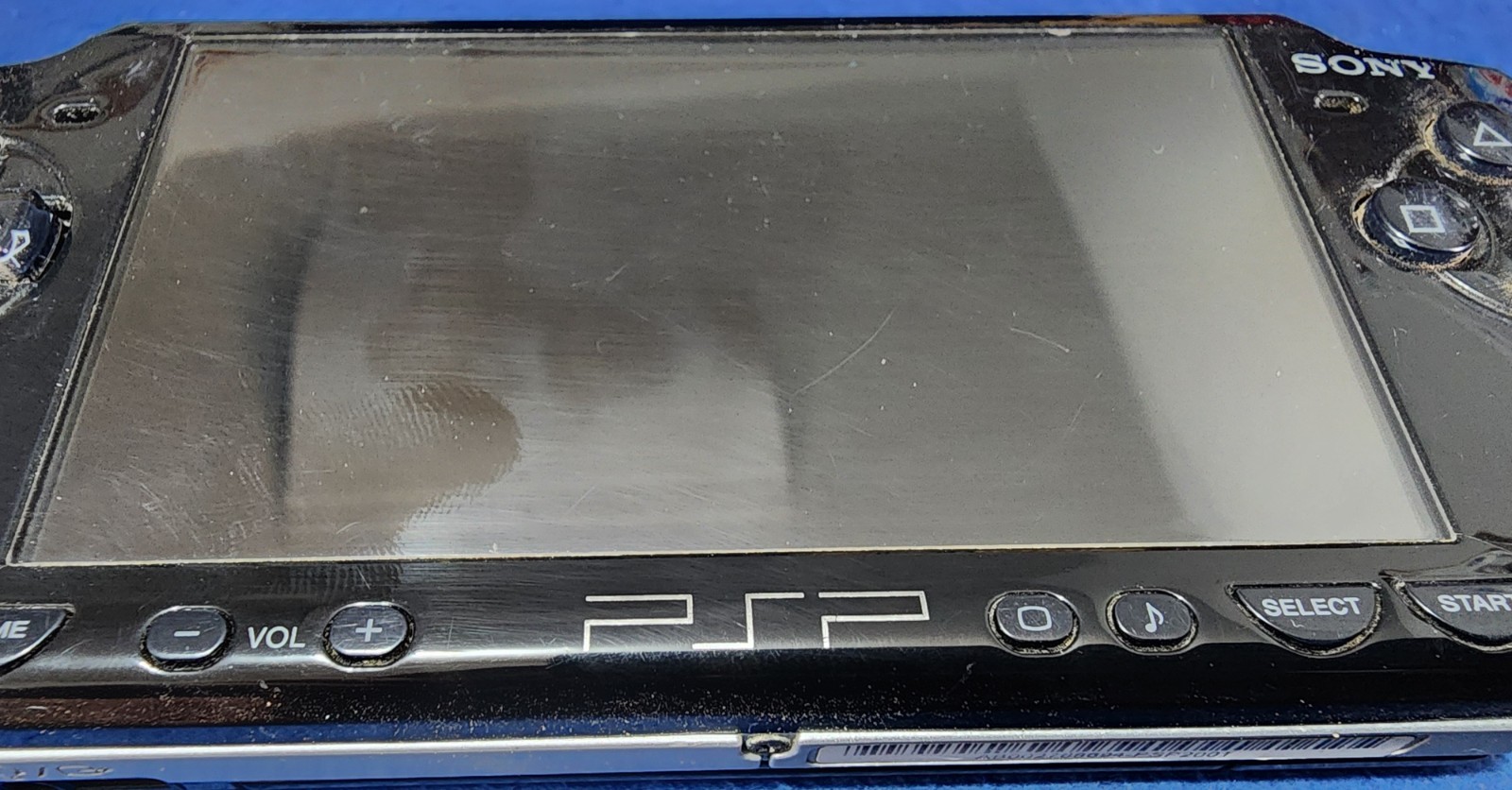 Sony PlayStation Portable PSP 2001 Handheld Black W/ Charger & SD Card TESTED