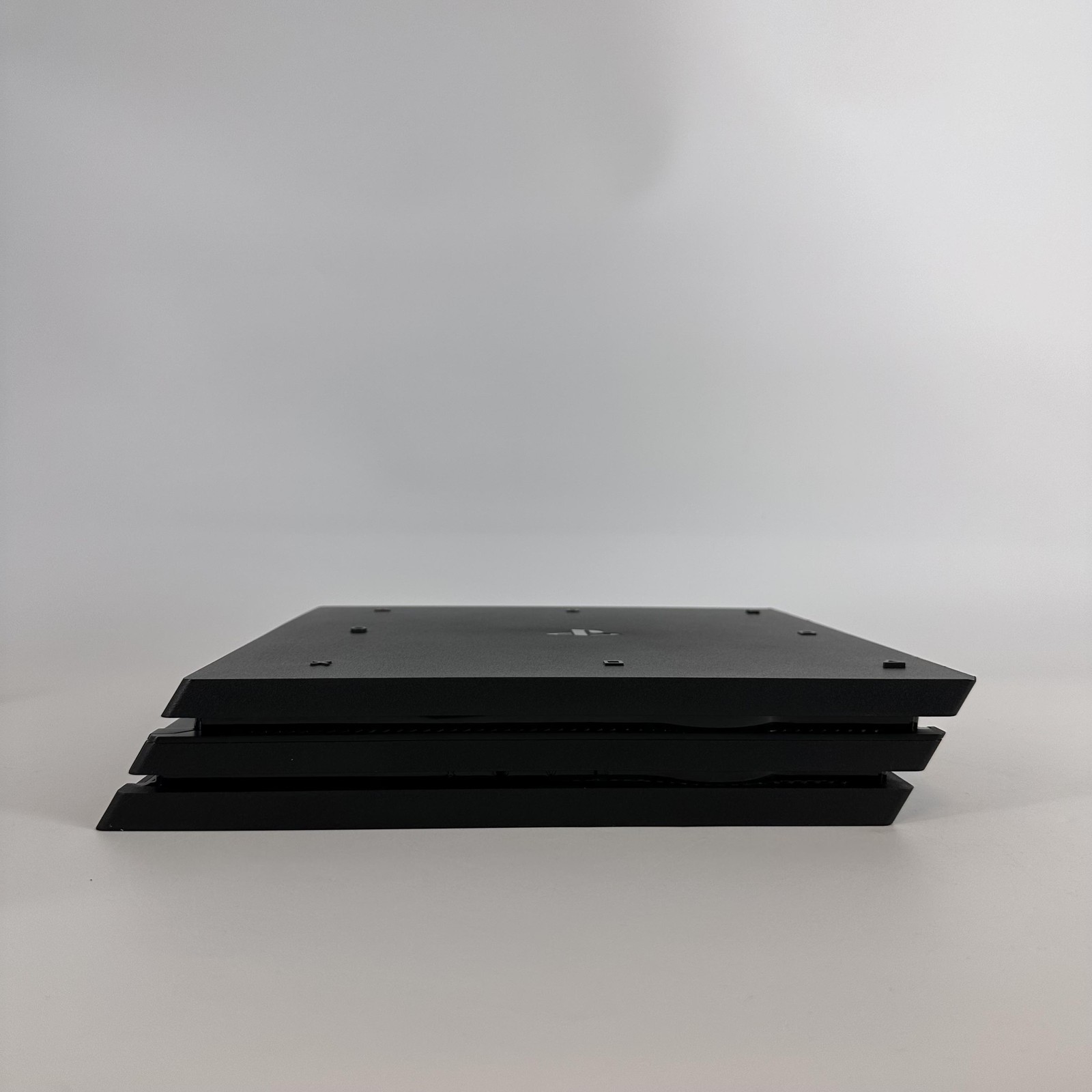 Sony PlayStation 4 Pro Console 1TB Kingdom of Hearts III Edition – Very Good