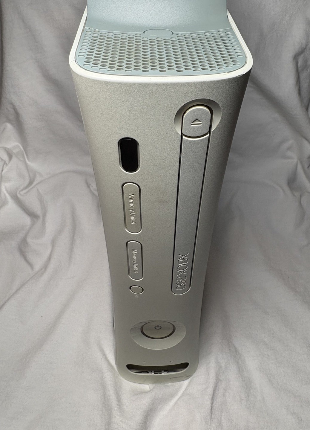 Microsoft Xbox 360 Pro 250GB White Video Game Console Gaming System Bundle