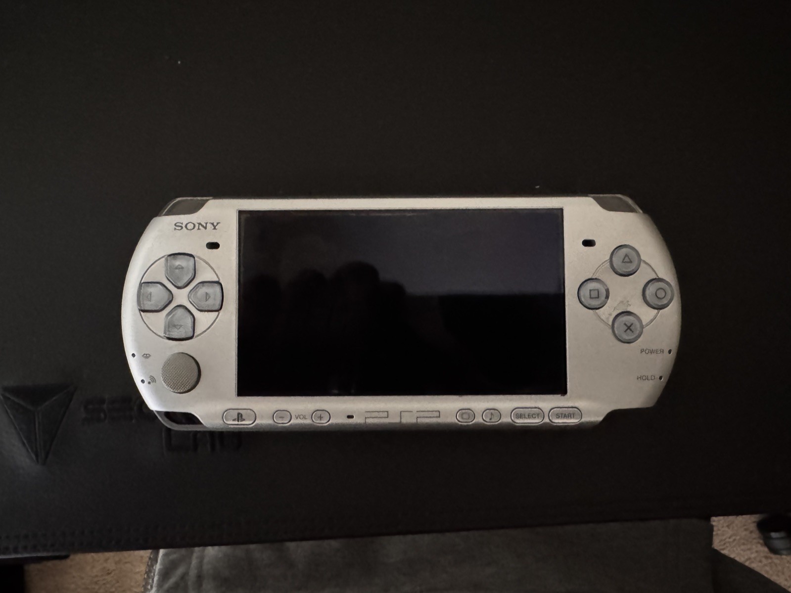 Sony PSP-3000 silver console only no battery Region free Working