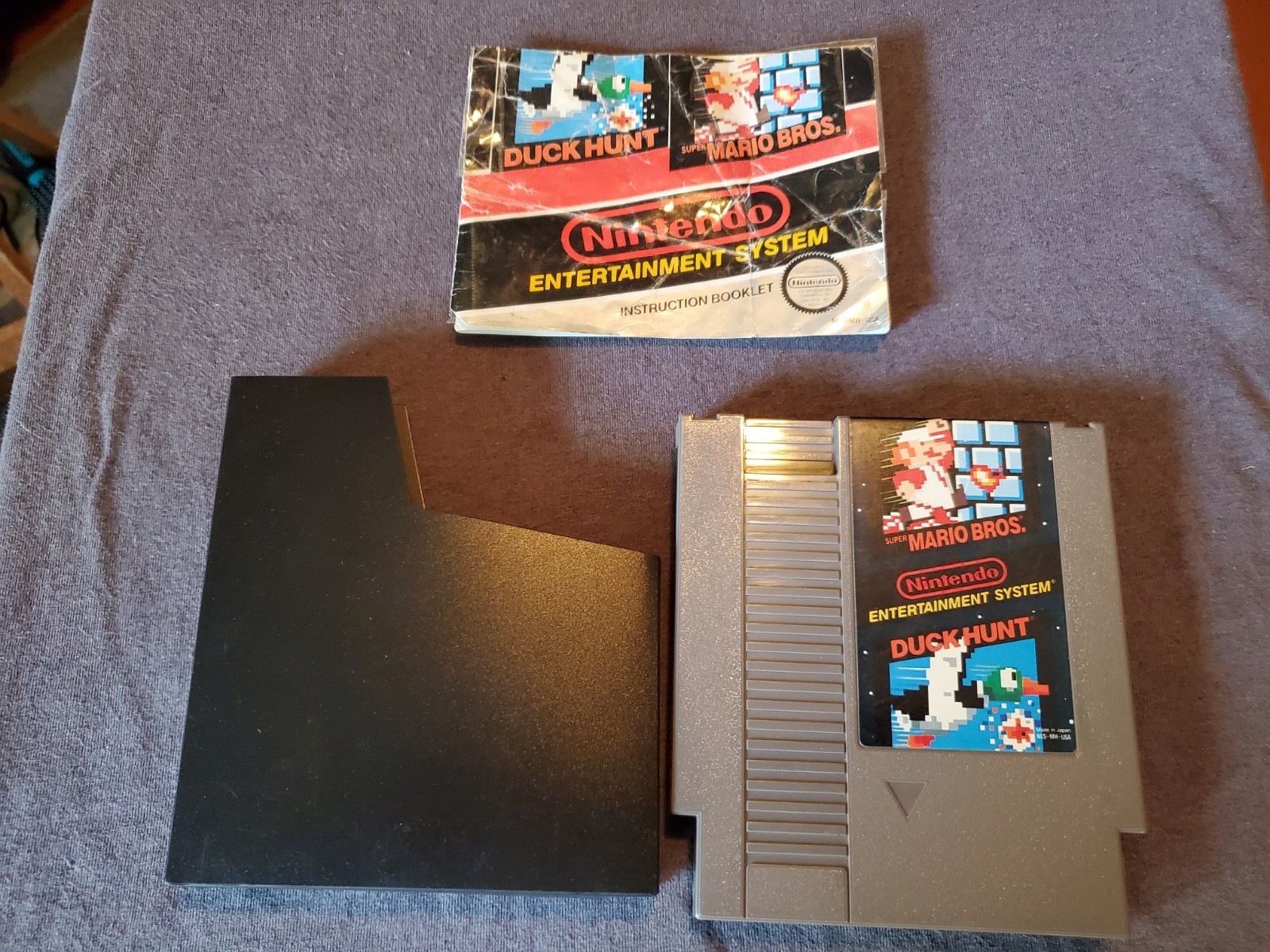 Nintendo Entertainment System (NES-001) Fully Functional, WITH Accessories